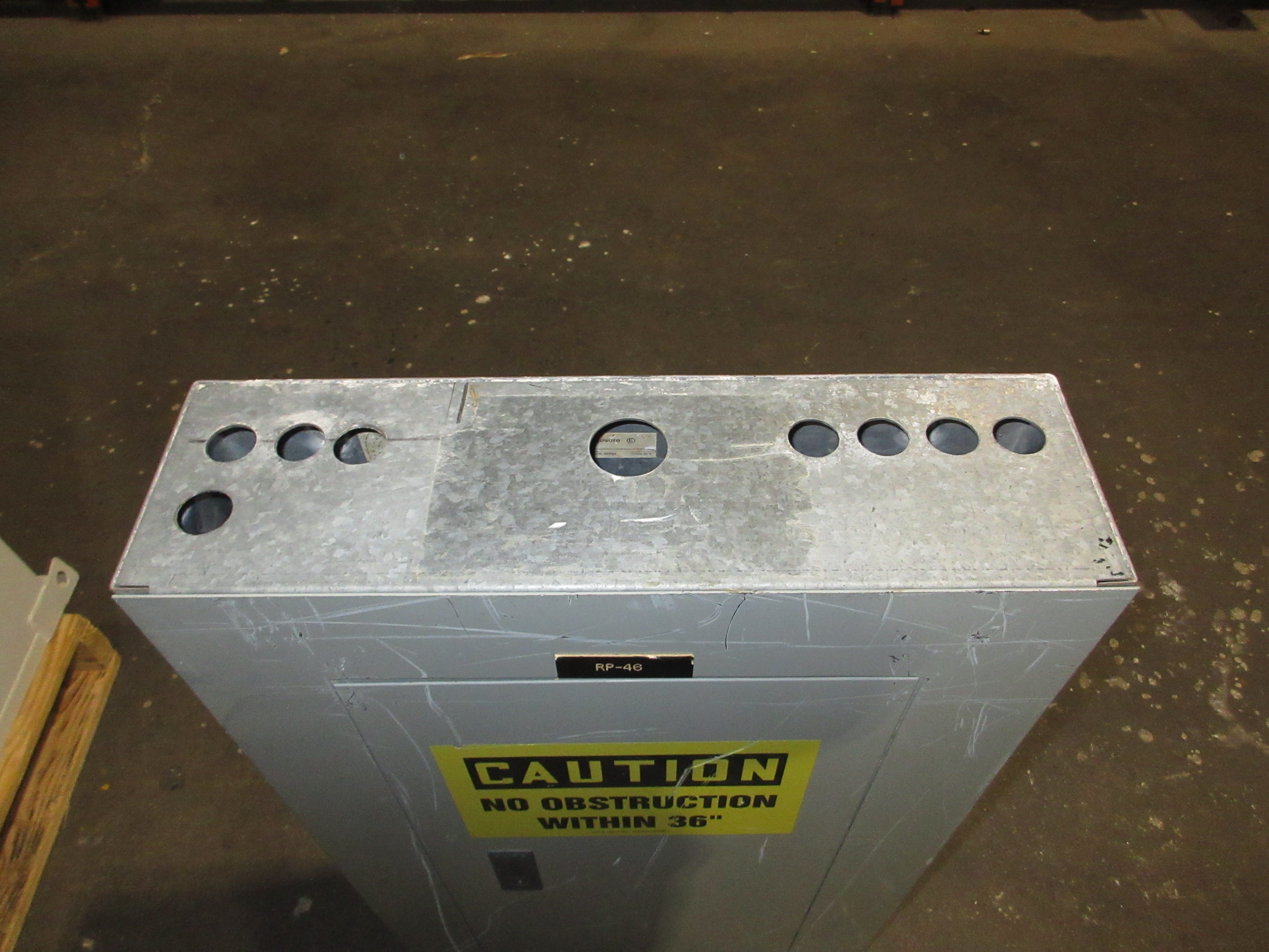 Siemens Main Lug Breaker Panel BG42ML4100STM 100A Max 208Y/120V 3Ph 4W 42-Slot