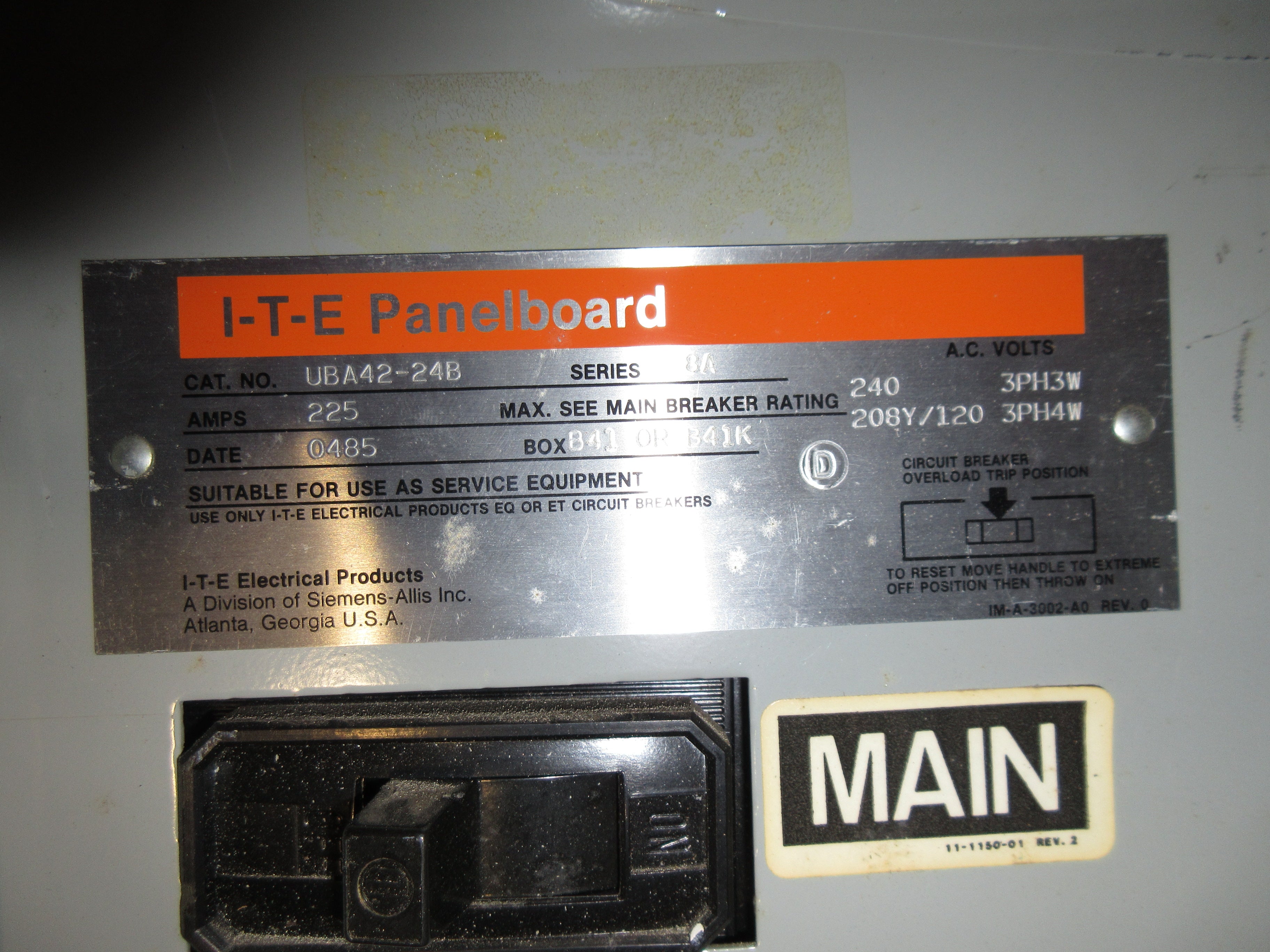 ITE Main Breaker Circuit Breaker Panel UBA42-24B 225A Max 208Y/120V 3Ph 4W Used