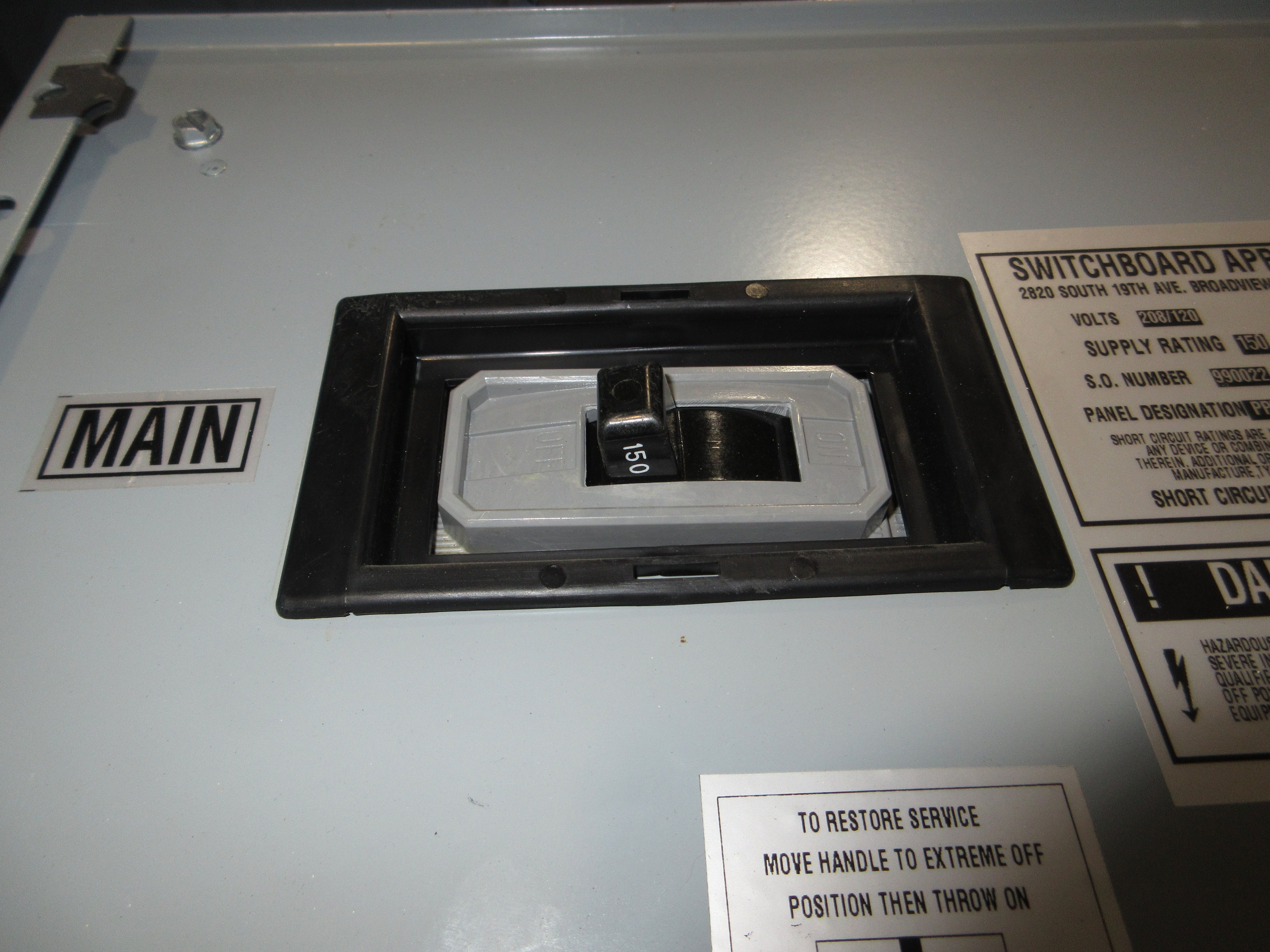 Switchboard Apparatus Inc. Main Breaker Circuit Breaker Panel PP51H-E 150A Max