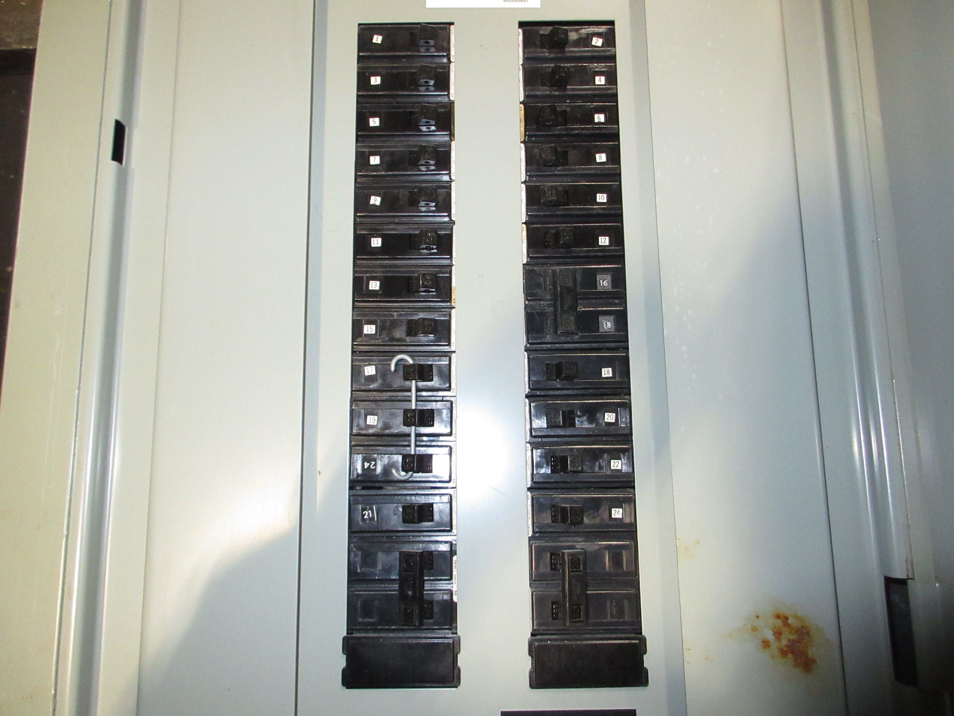Westinghouse Main Breaker Circuit Breaker Panel MP 32229 225A Max 120/208V Used