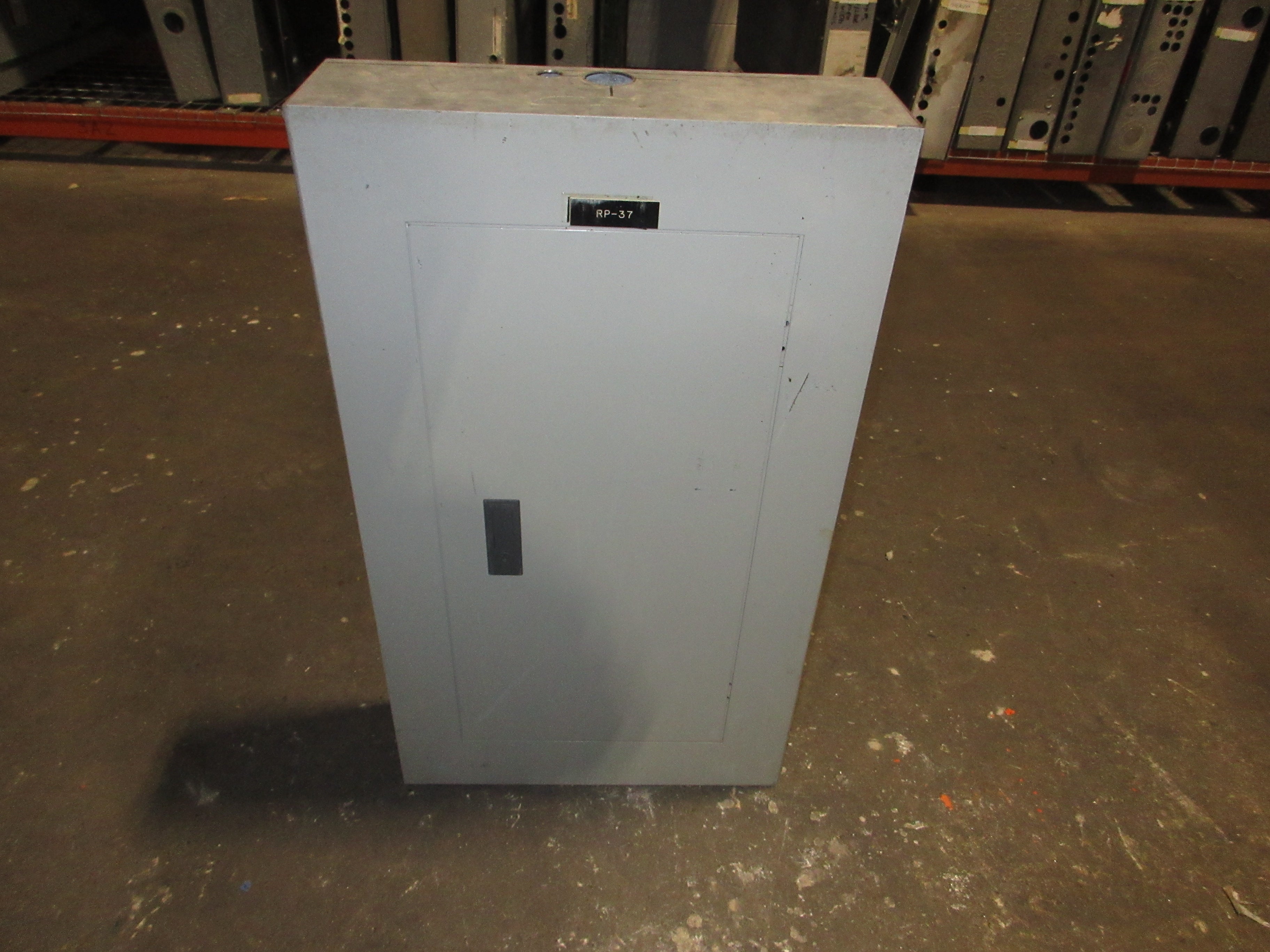 Siemens Main Lug Breaker Panel BG42ML4100STM 100A Max 208Y/120V 3Ph 4W Used