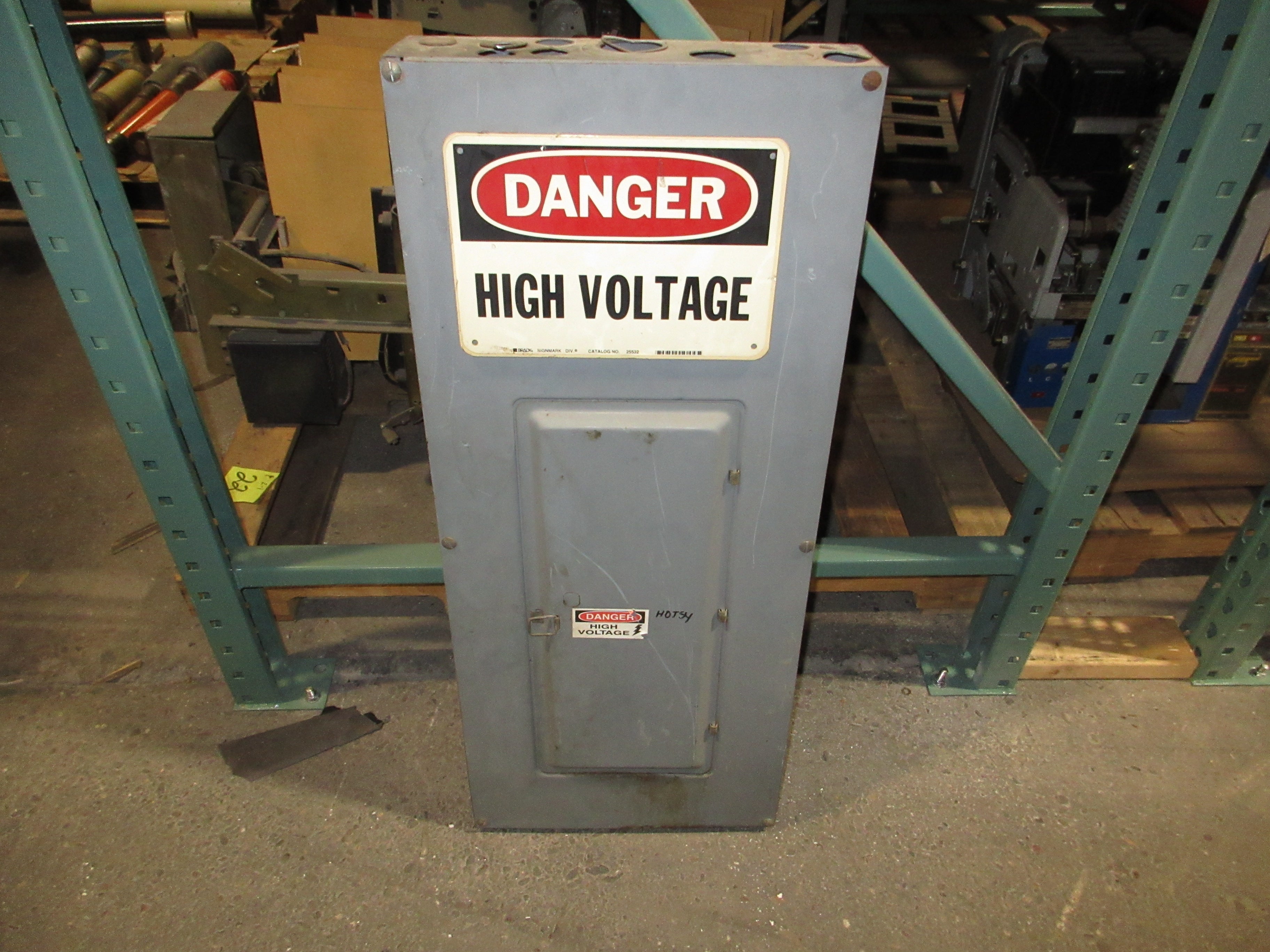 Square D Main Breaker Circuit Breaker Panel QOC430M 125A Main 30-Slot Used