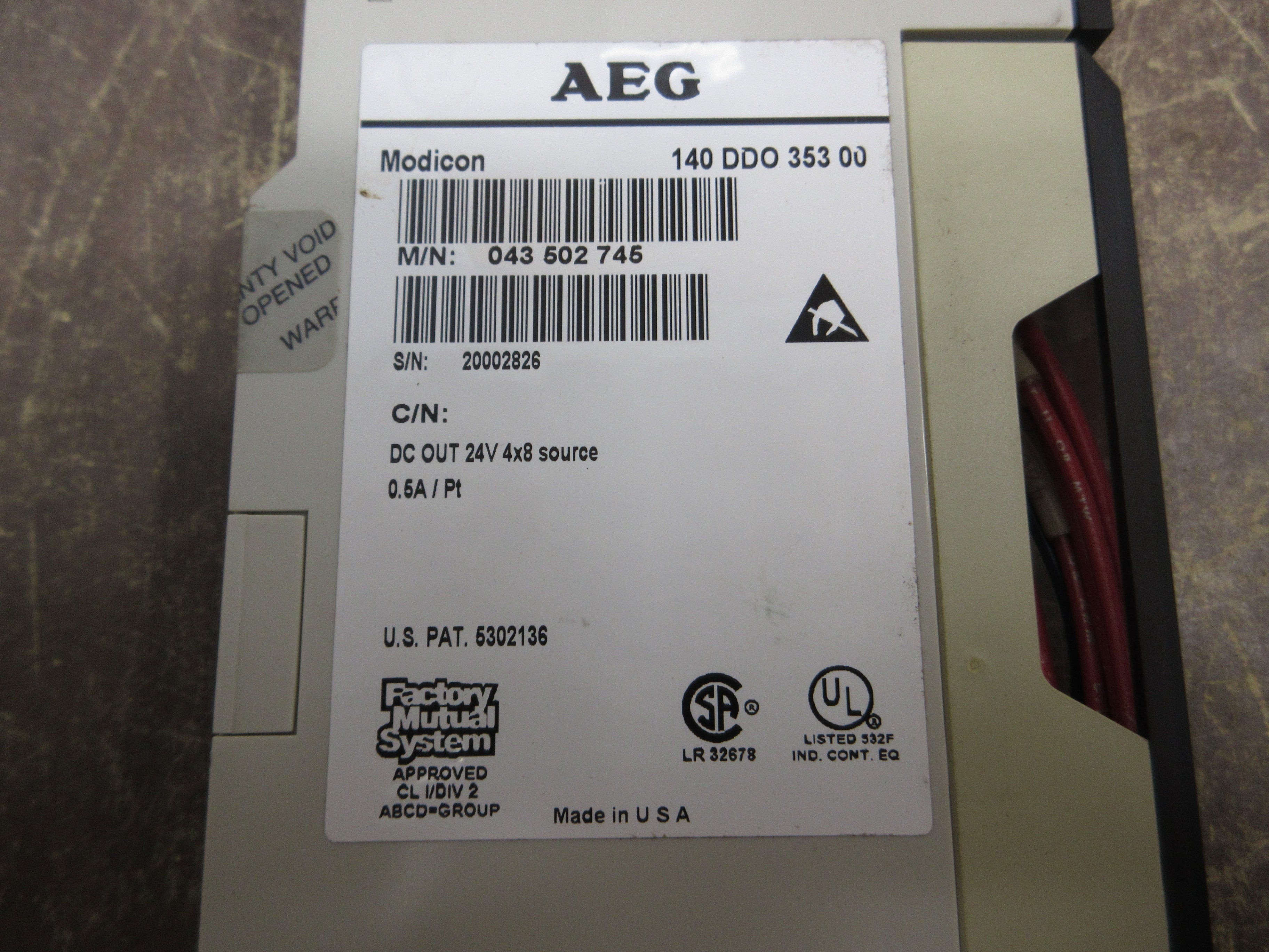 AEG Modican Discrete Output Module 140 DDO 353 00 24VDC 4x8 Source 0.5A/PT Used