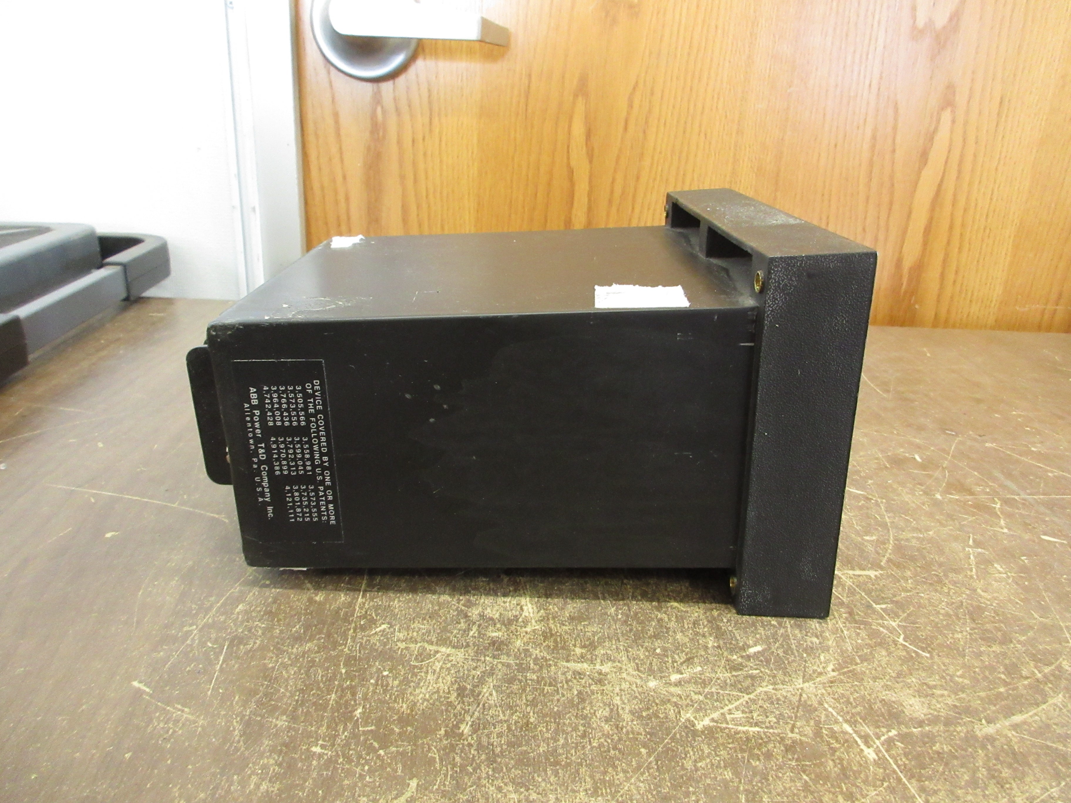 ABB Circuit Shield Reverse Power Relay 437W4790 24VDC Control Range: 13-150W Used