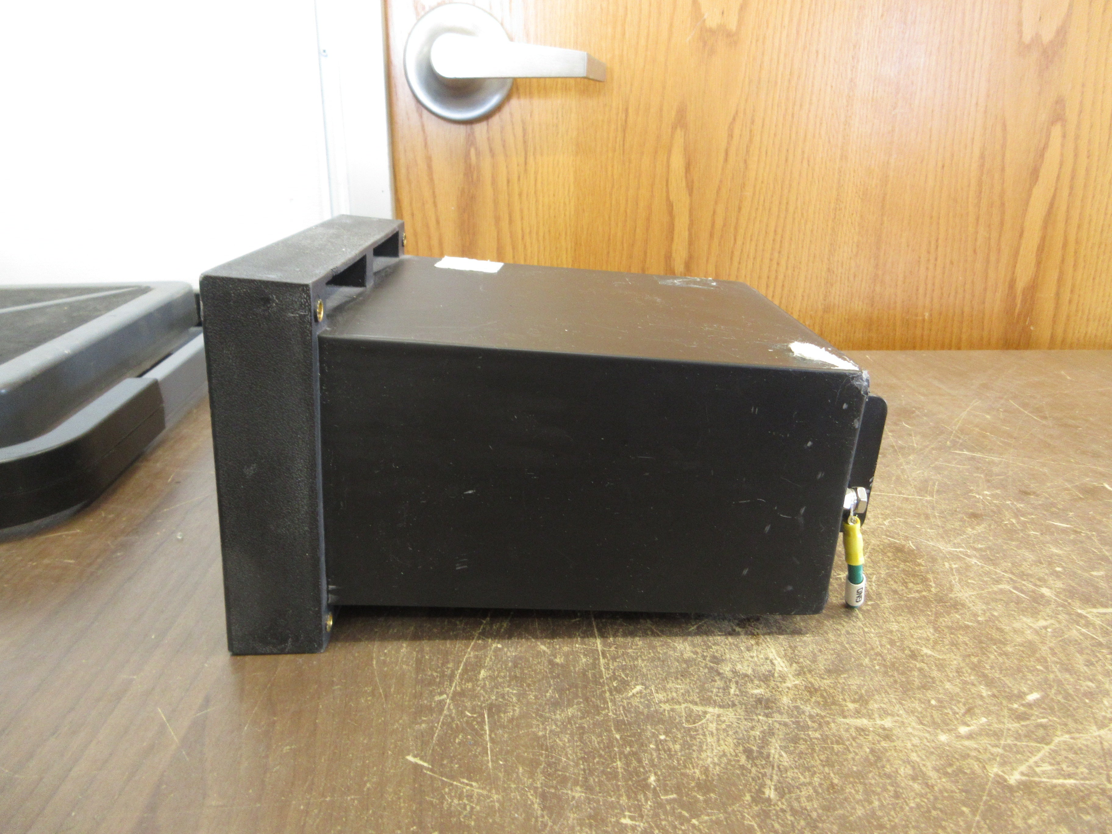 ABB Circuit Shield Reverse Power Relay 437W4790 24VDC Control Range: 13-150W Used