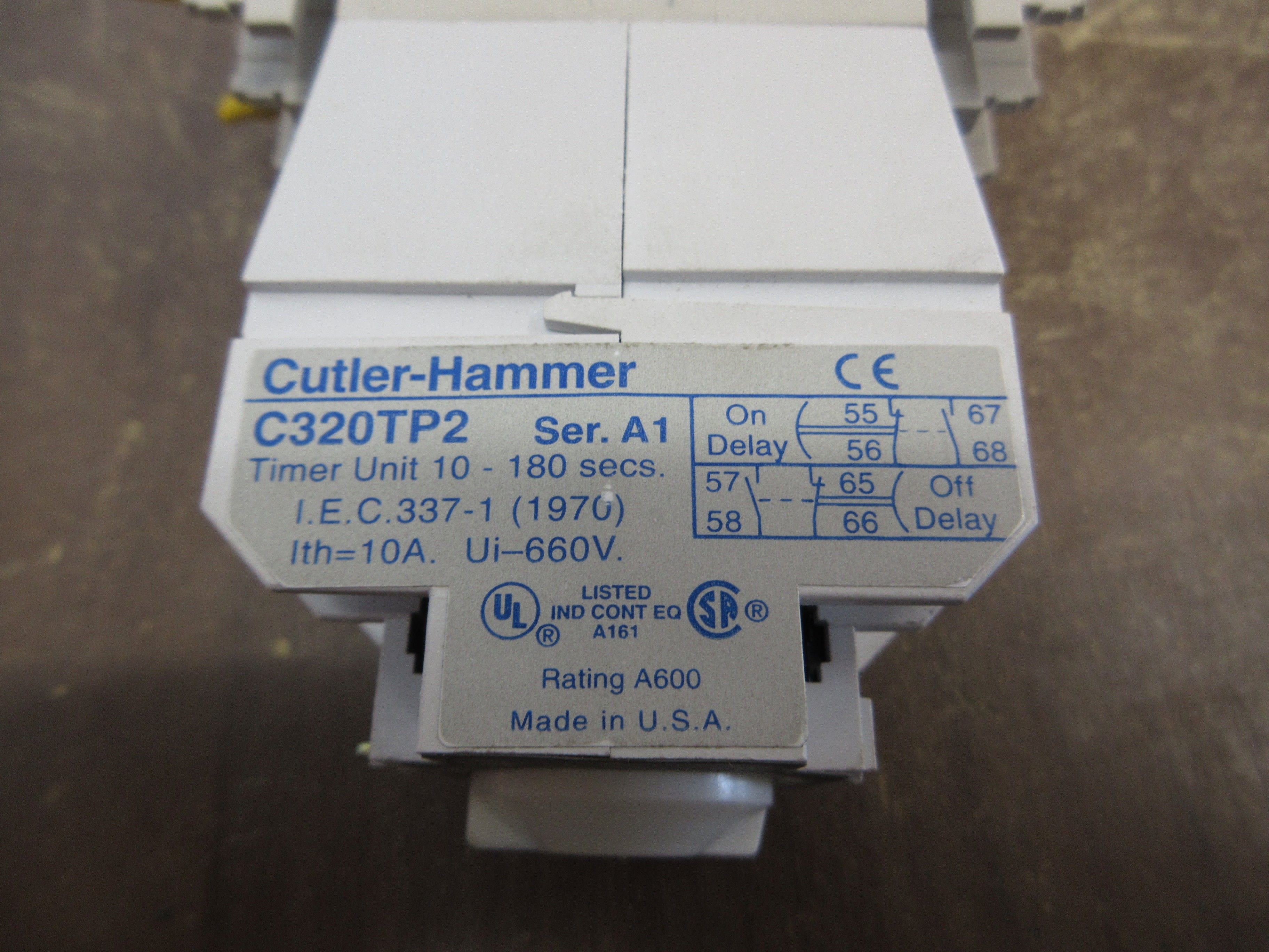 Cutler-Hammer Timing Relay C320TP2 Ser. A1 120V Coil Range: 10-180 Sec Used