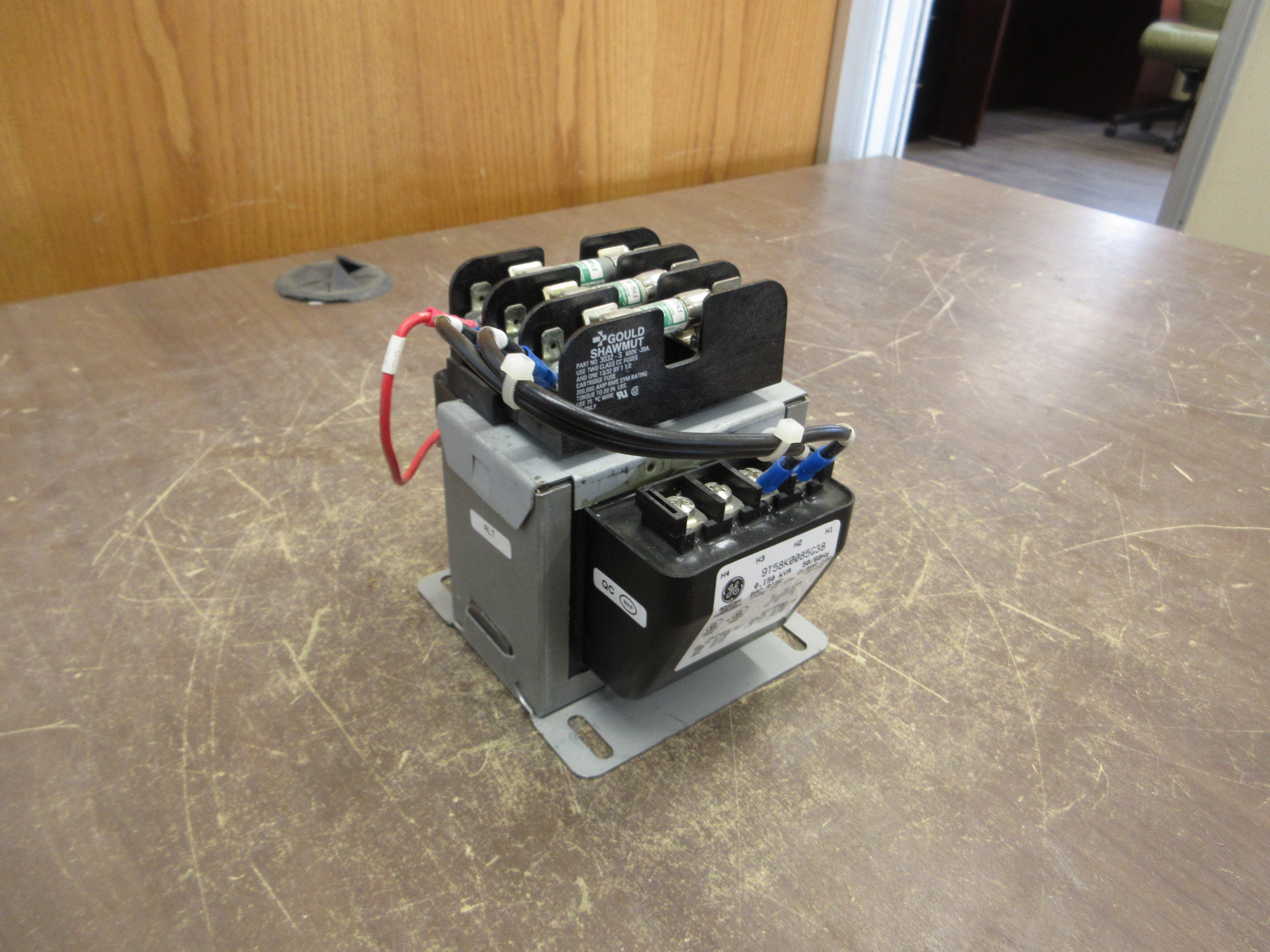 GE Control Transformer 9T58K0085G38 0.150kVA Pri: 208/277/380V Sec: 95/115V Used