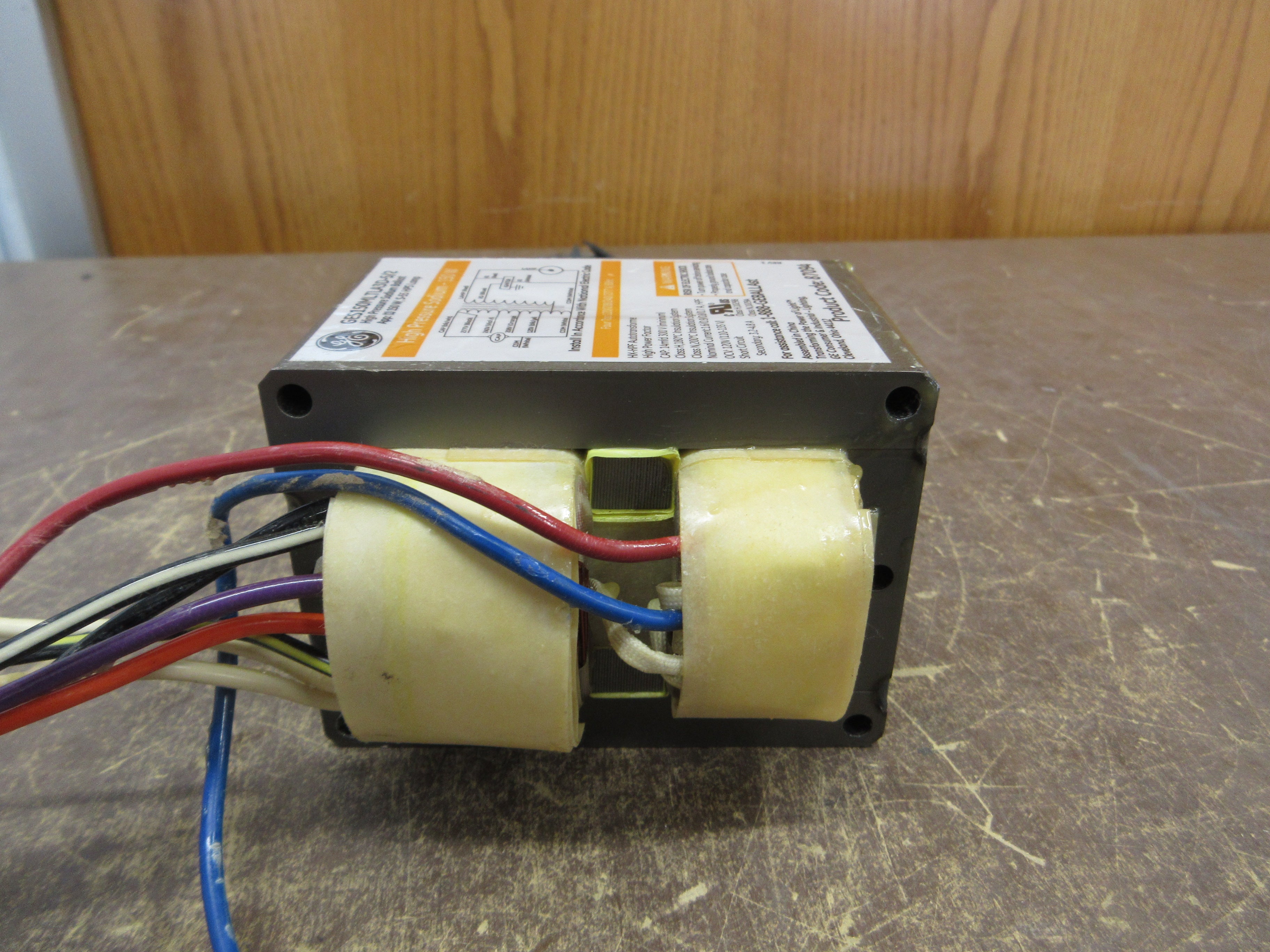 GE High Pressure Sodium Ballast GES150MLTLA3D-5/2 150W 120/208/240/277V Used