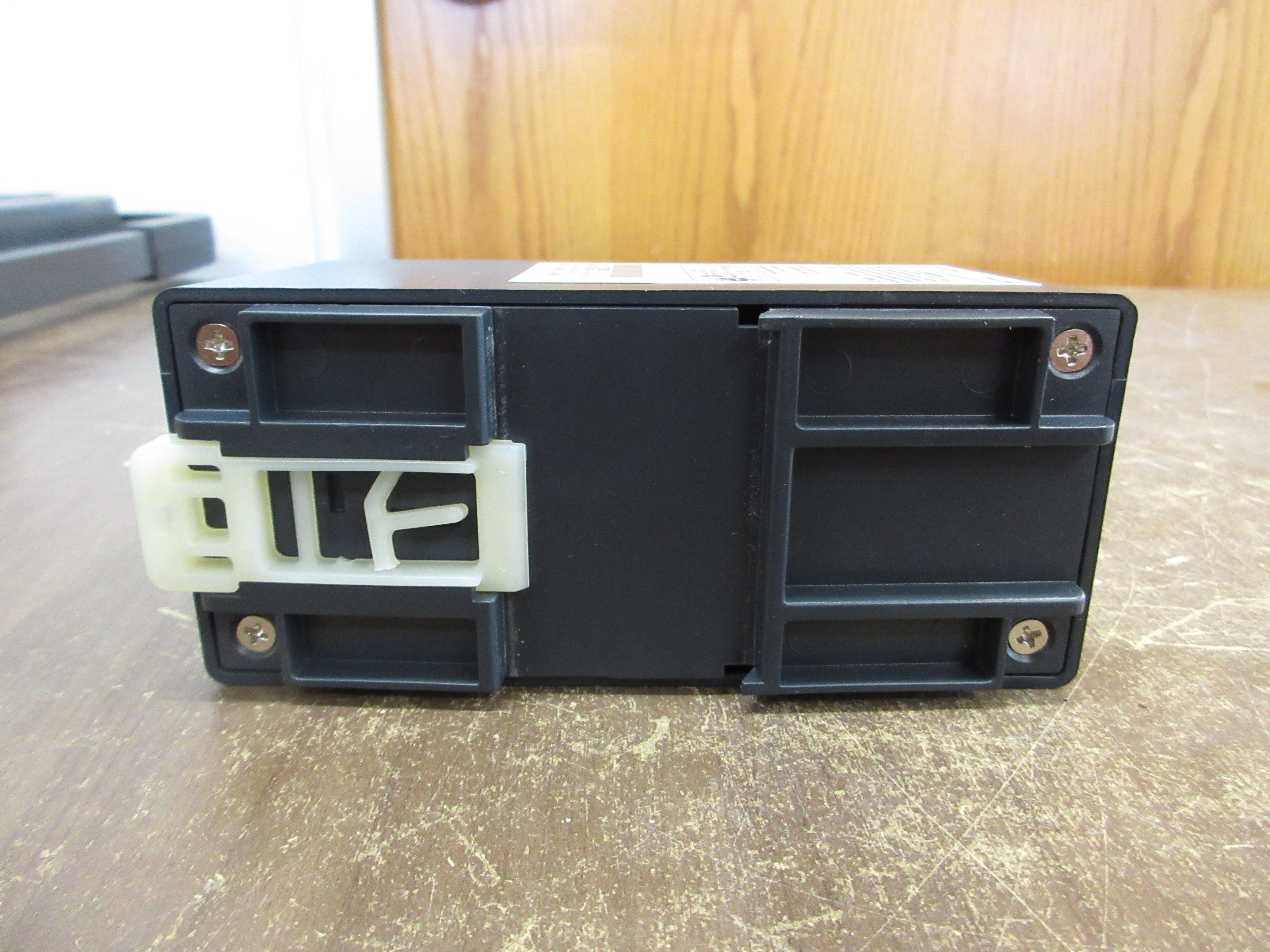 Lantronix xPress DR+ Serial-to-Ethernet Device Server 310-546-R Rev. E 2.3W Used