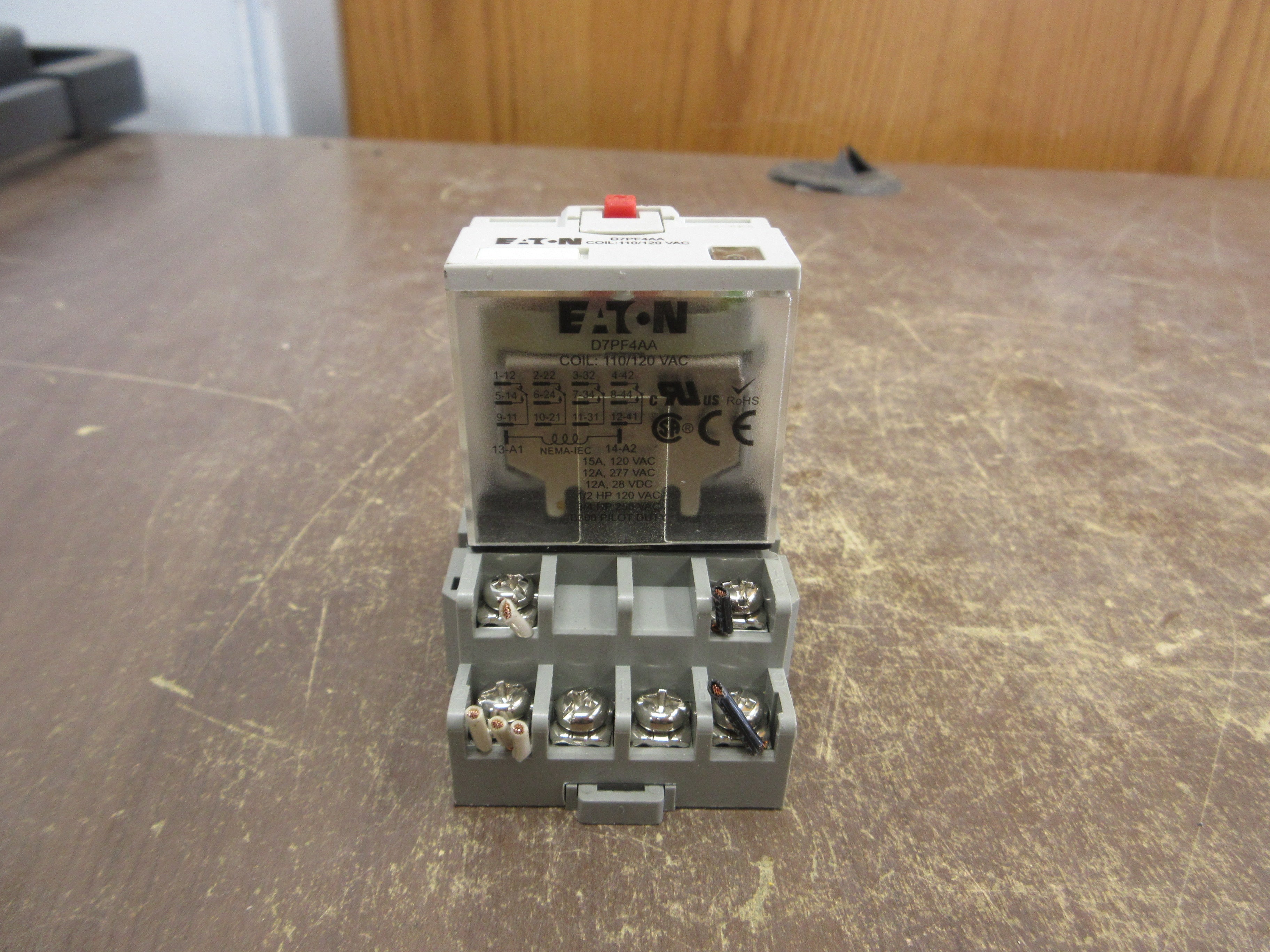 Eaton Relay D7PF4AA 110/120V Coil w/ Base Used
