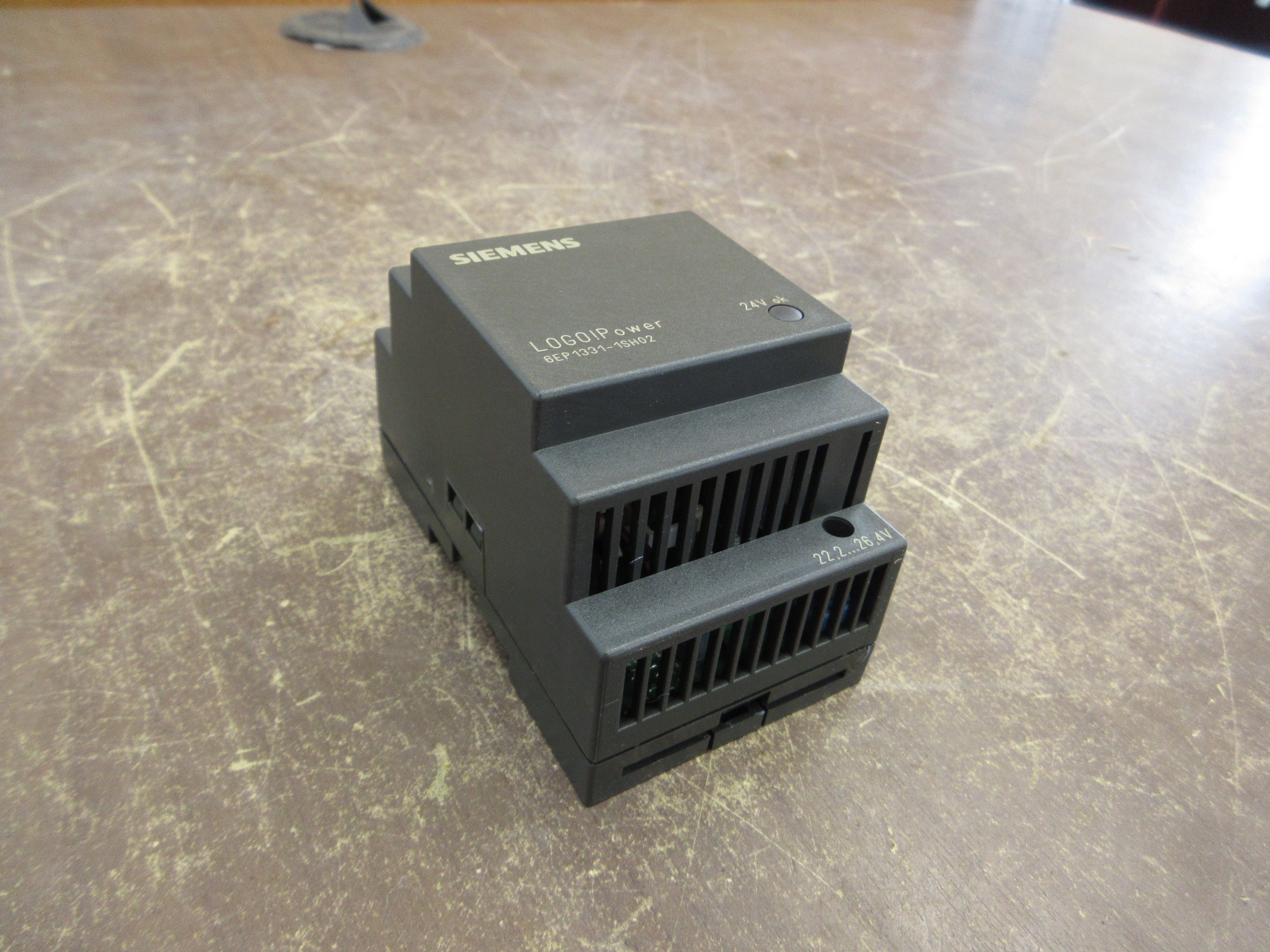 Siemens LOGO!Power Power Supply 6EP1331-1SH02 Used