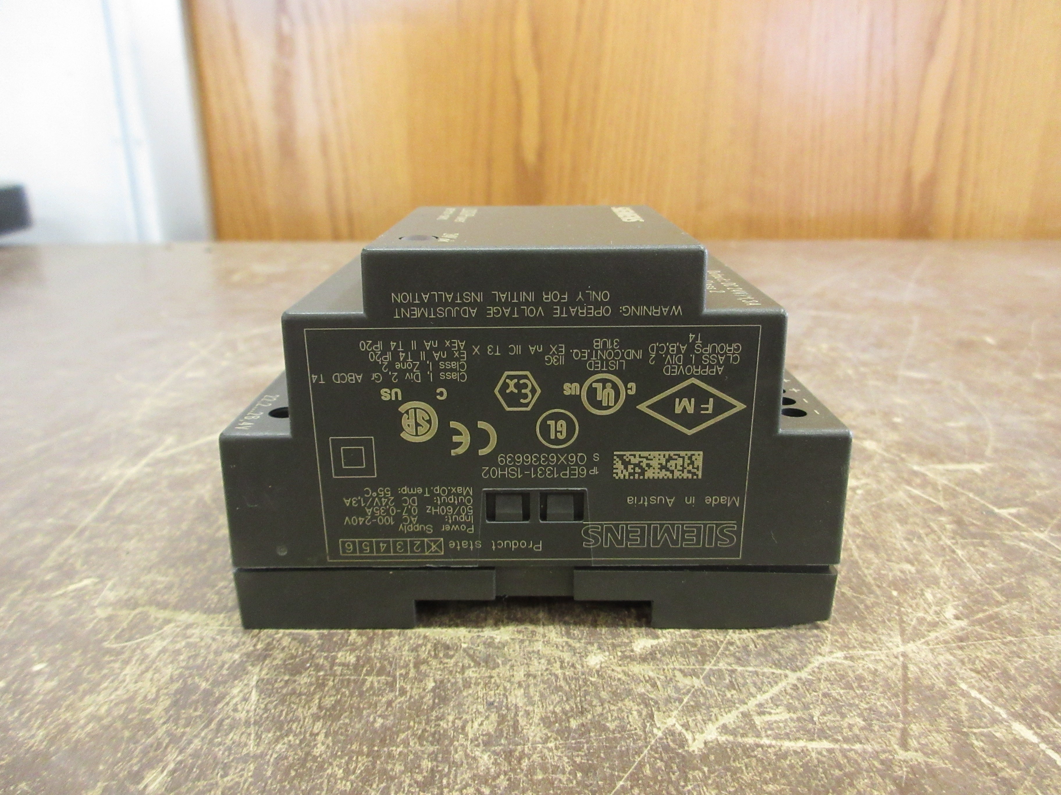 Siemens LOGO!Power Power Supply 6EP1331-1SH02 Used