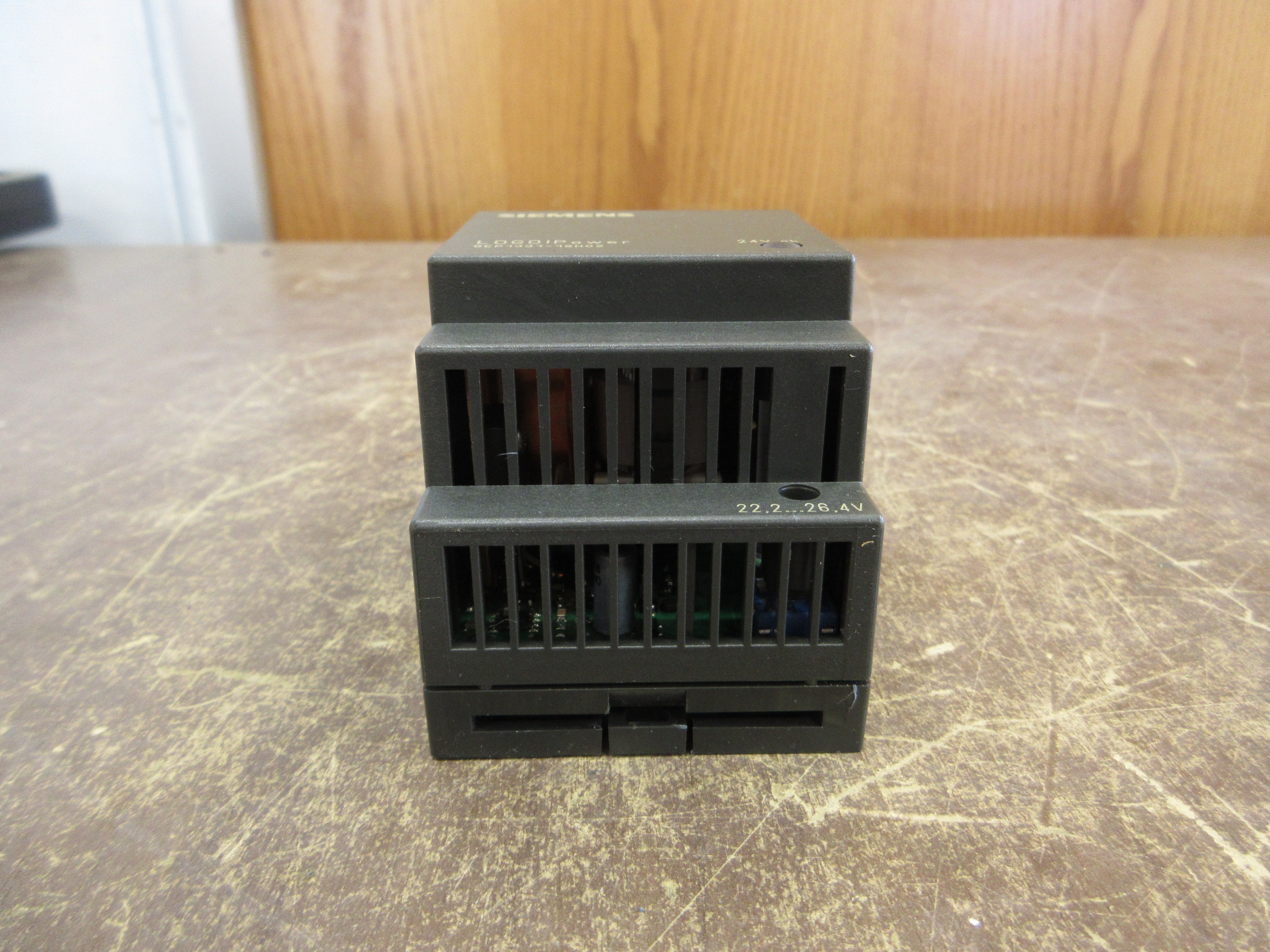 Siemens LOGO!Power Power Supply 6EP1331-1SH02 Used