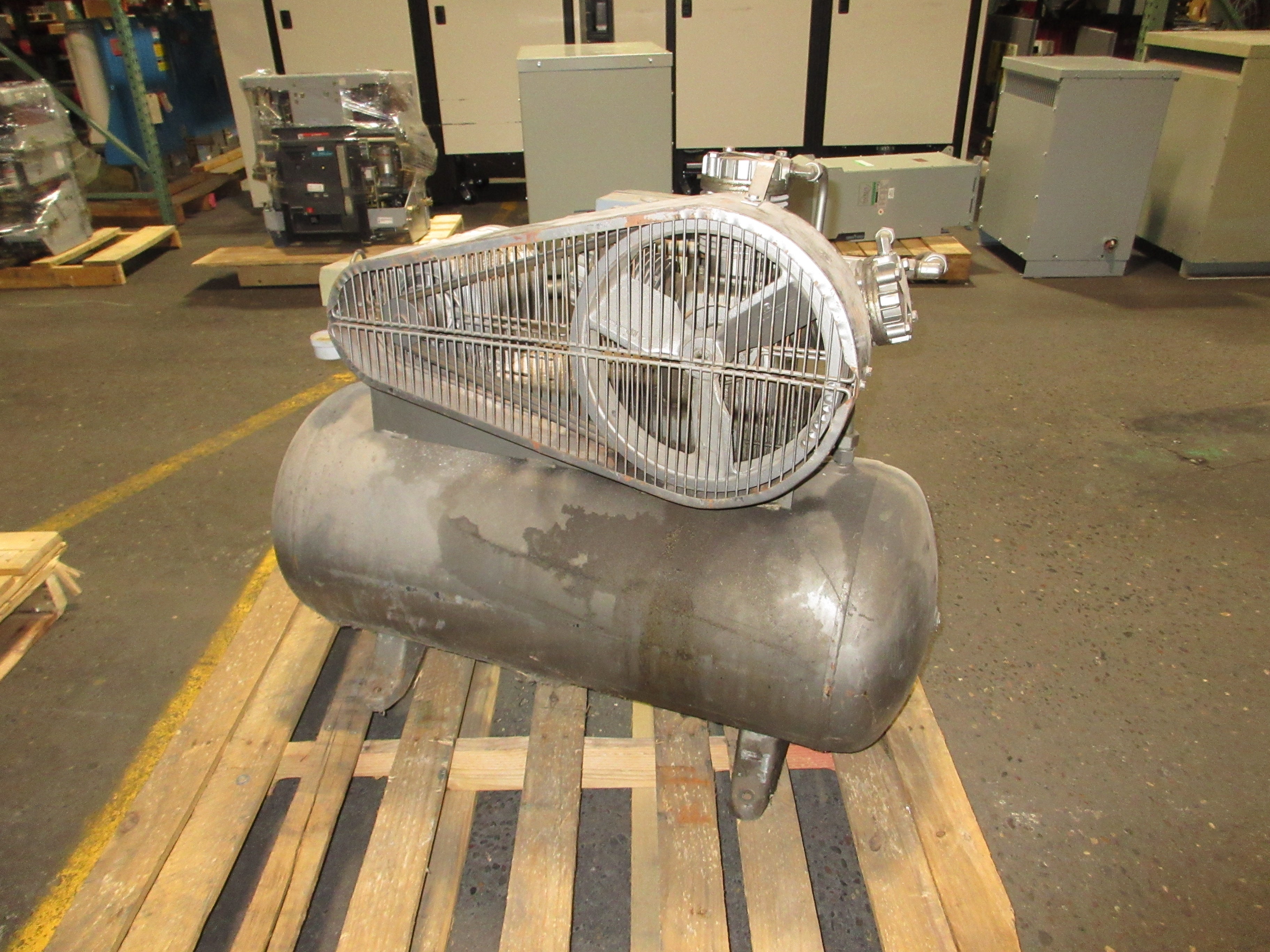 Dayton Speedaire Air Compressor 3Z582 Single-Stage 3HP 3Ph Used