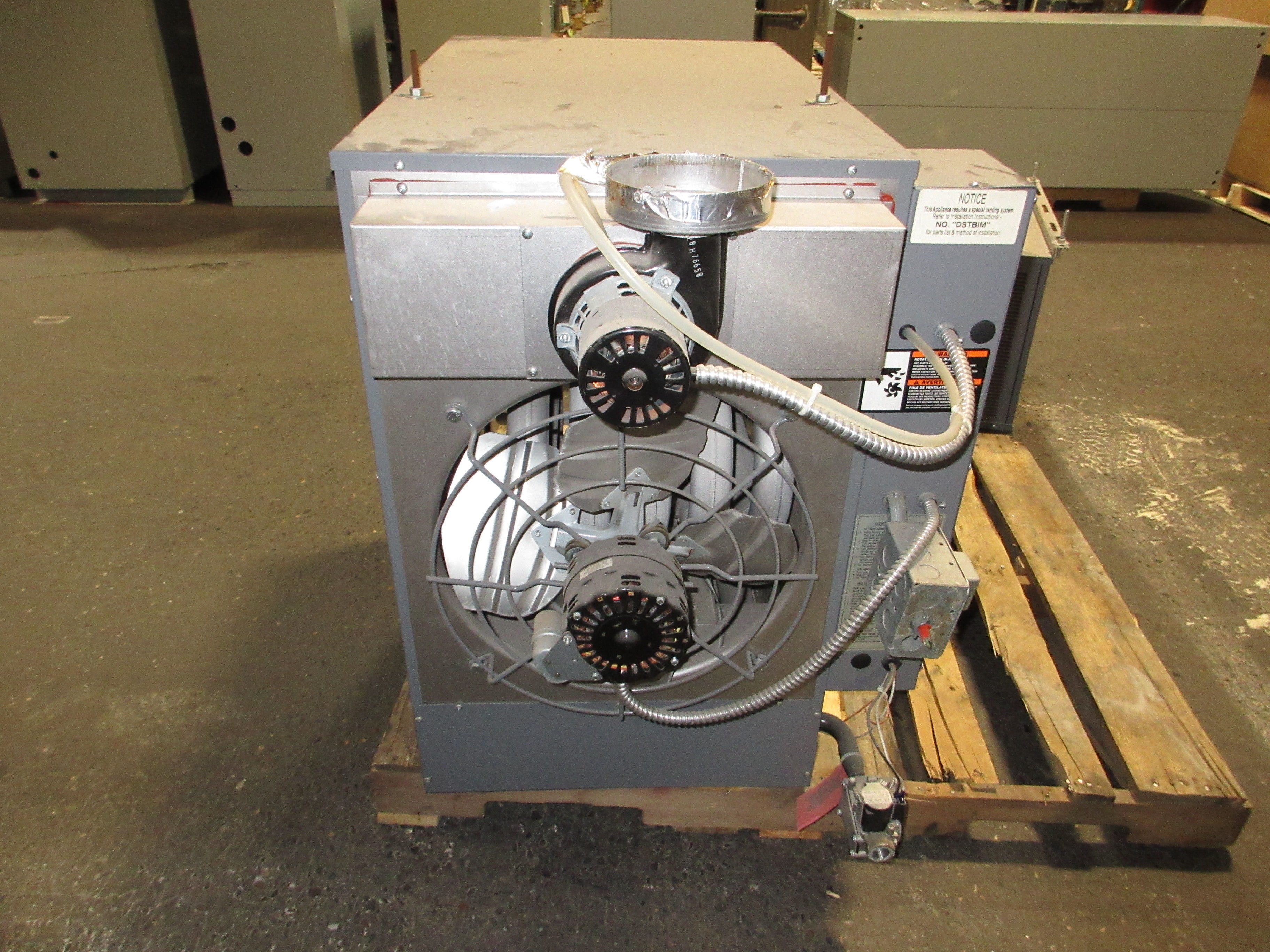 Sterling TF-125 Natural Gas Heater TSUF-TF125A1NS111 120V 1Ph 60Hz 5.8A Used