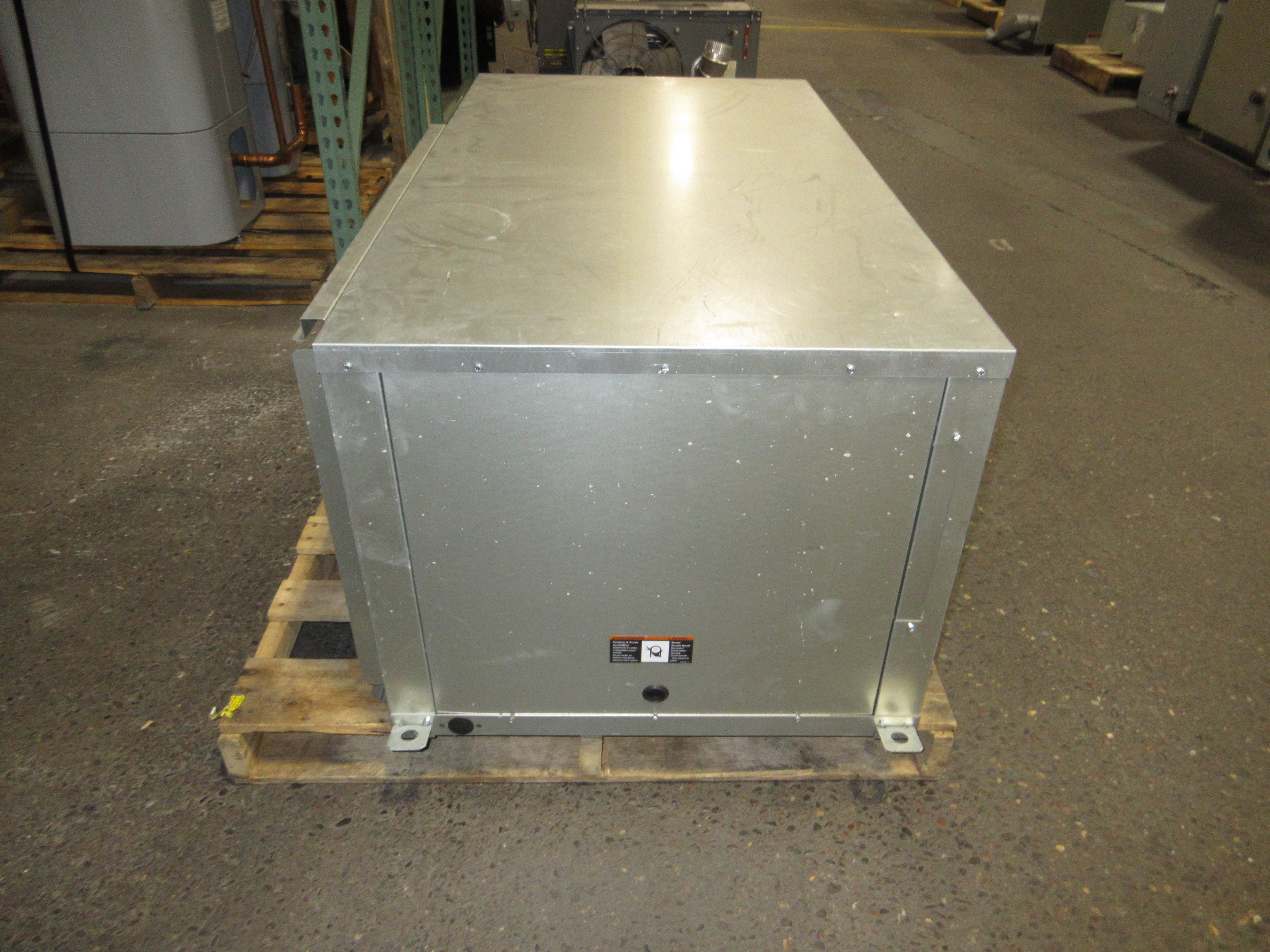 Daikin Water Source Heat Pump E026725701300 4-Ton 460V 3Ph 60Hz MFD: 2017 Used