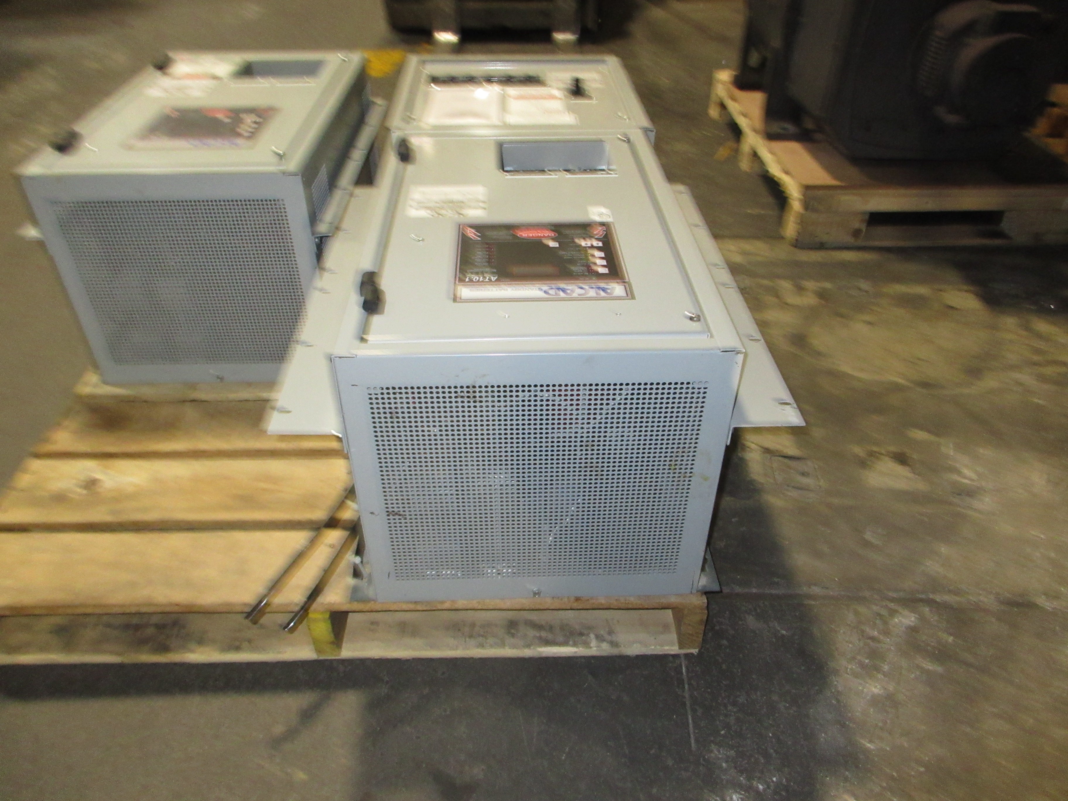 Alcad Series AT10.1 Battery Charger/Rectifier AT10-024-040-120-011013000 Used