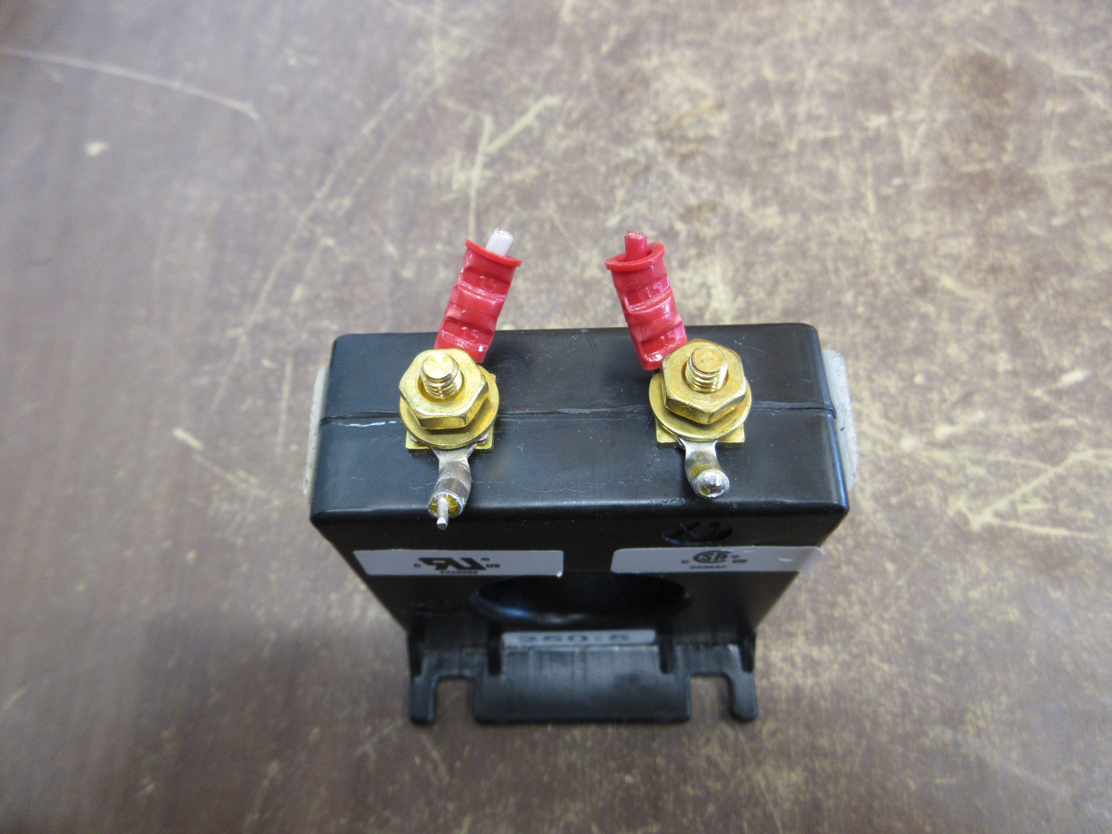Transformer Technologies LTD. Current Transformer 2SFT-251 Ratio 250:5A 600V