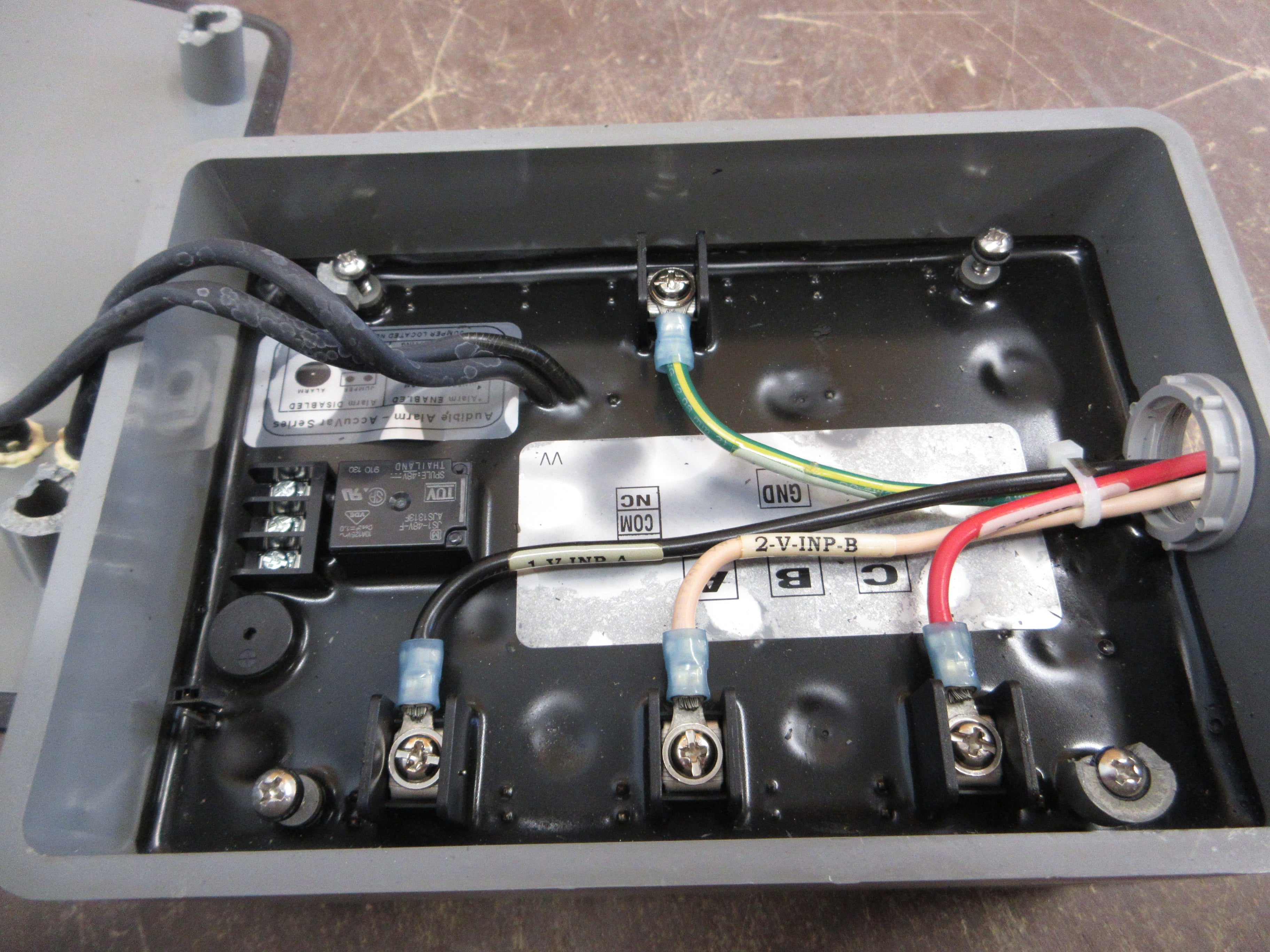 Emerson Liebert ACV Surge Suppressor ACV480D110RKE 480V 3Ph 50/60Hz Used