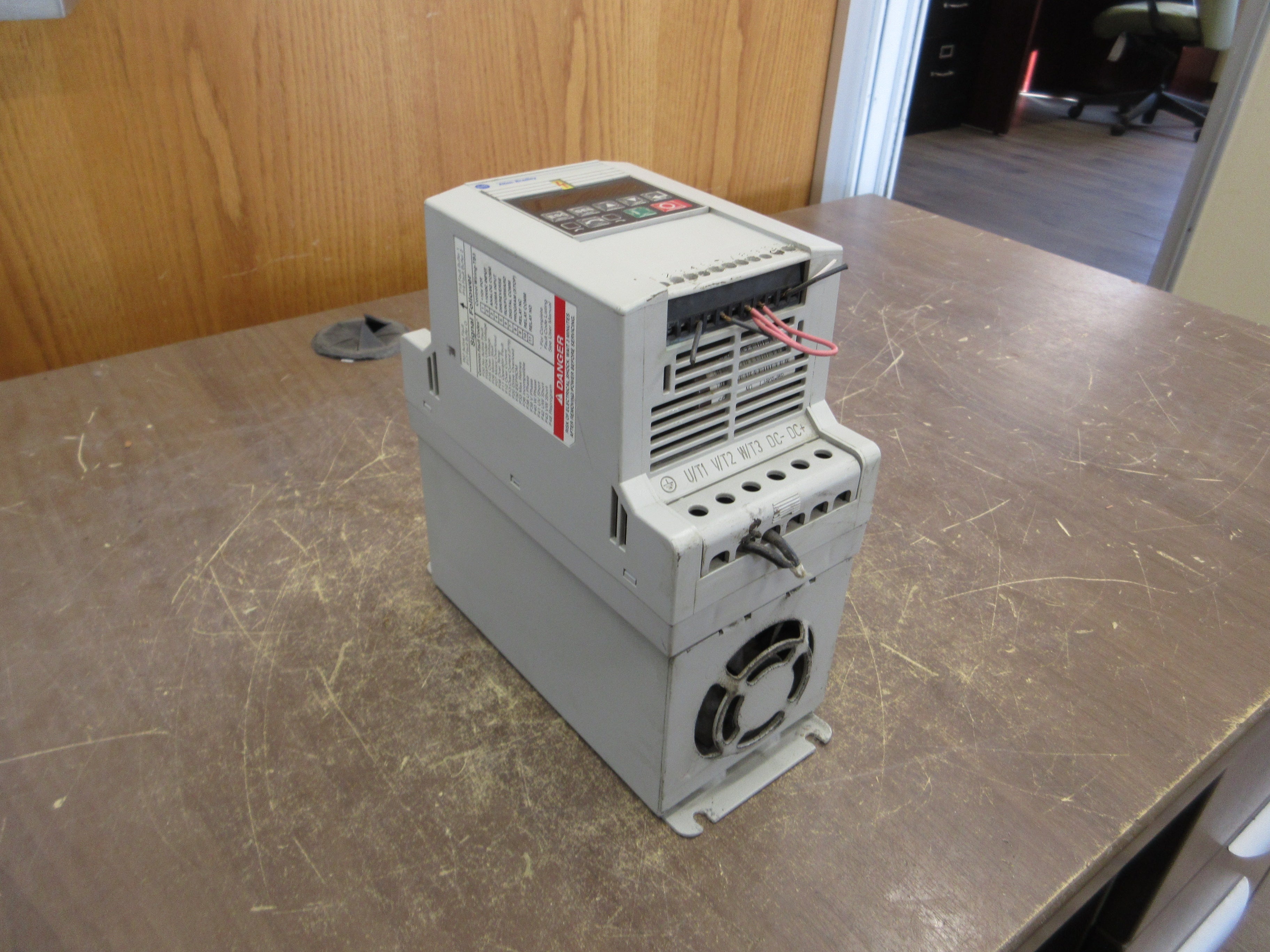 Allen-Bradley Analog S.F. Drive 160-BA10NSF1P1 Ser. C 5HP 3Ph Used