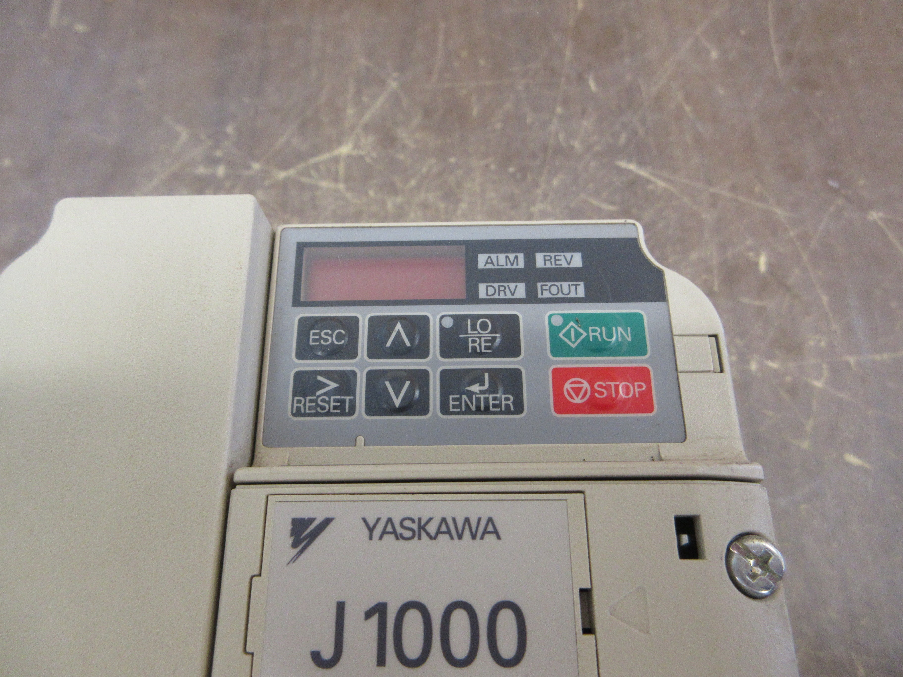 Yaskawa J1000 AC Drive CIMR-JU4A0005BAA Rev. A 3HP 3Ph w/ Keypad Used