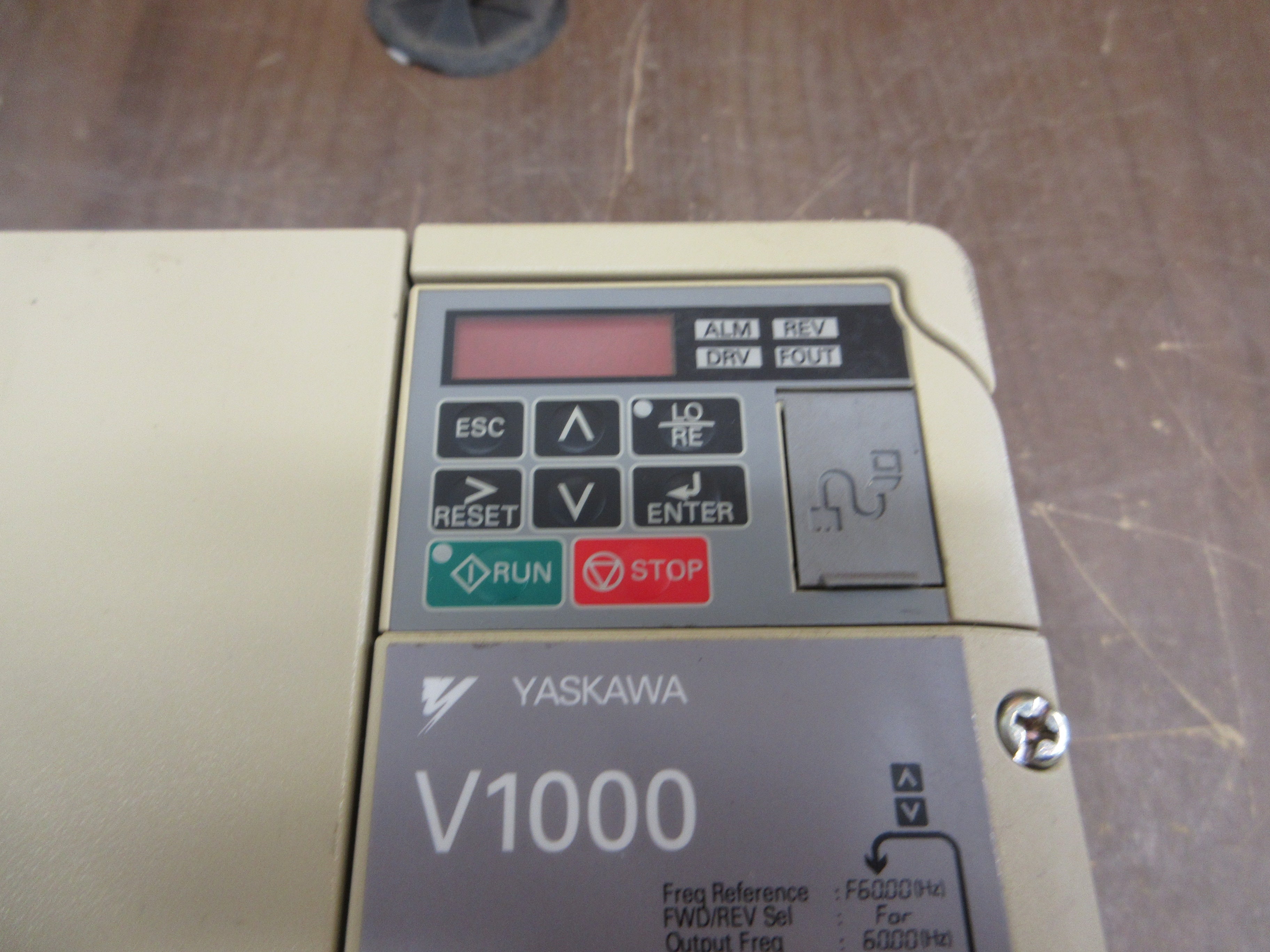 Yaskawa V1000 AC Drive CIMR-VU4A0023FAA Rev. A 10HP 3Ph Used