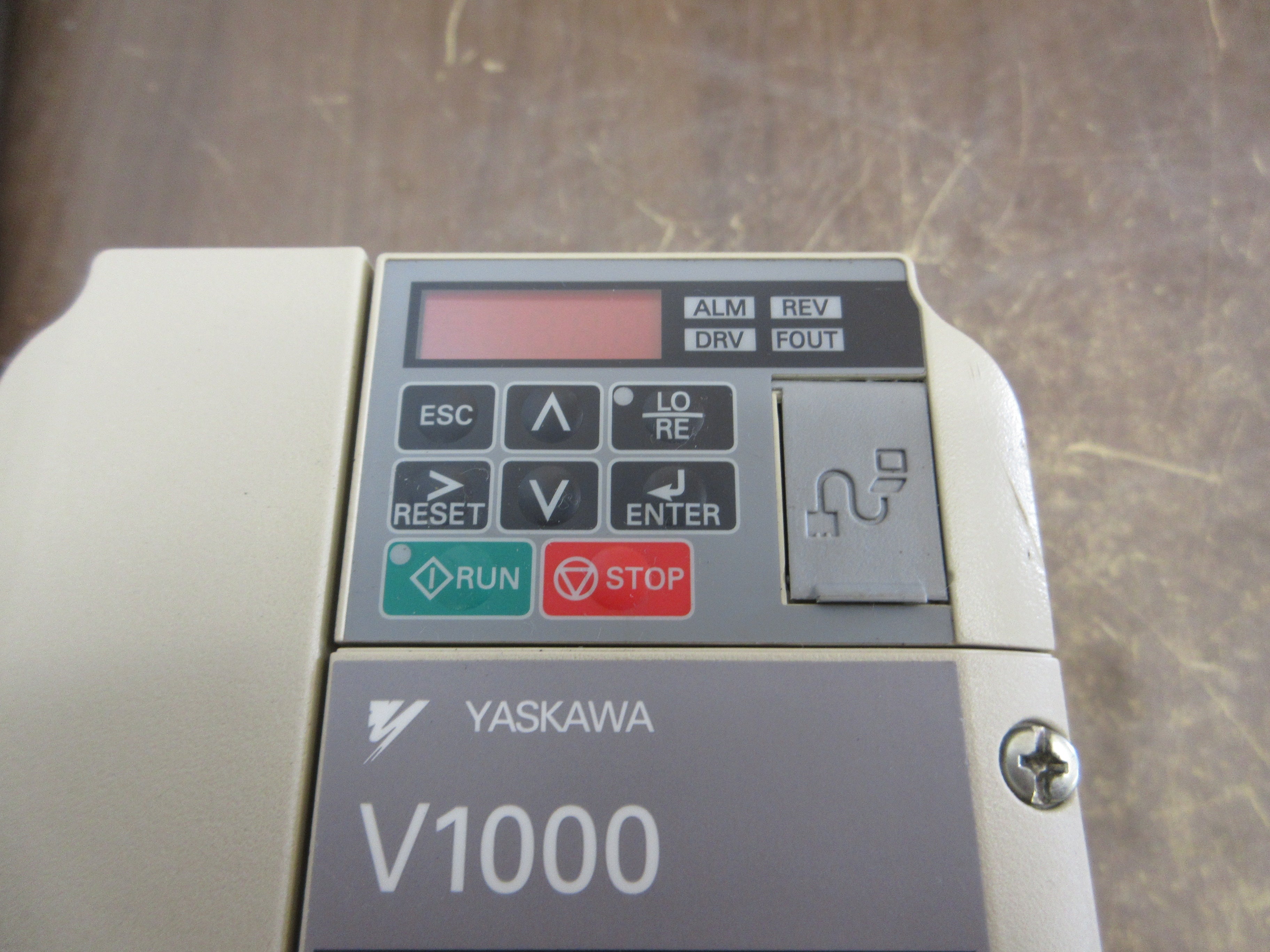 Yaskawa V1000 AC Drive CIMR-VU4A0009FAA Rev. C 5HP 3Ph Used