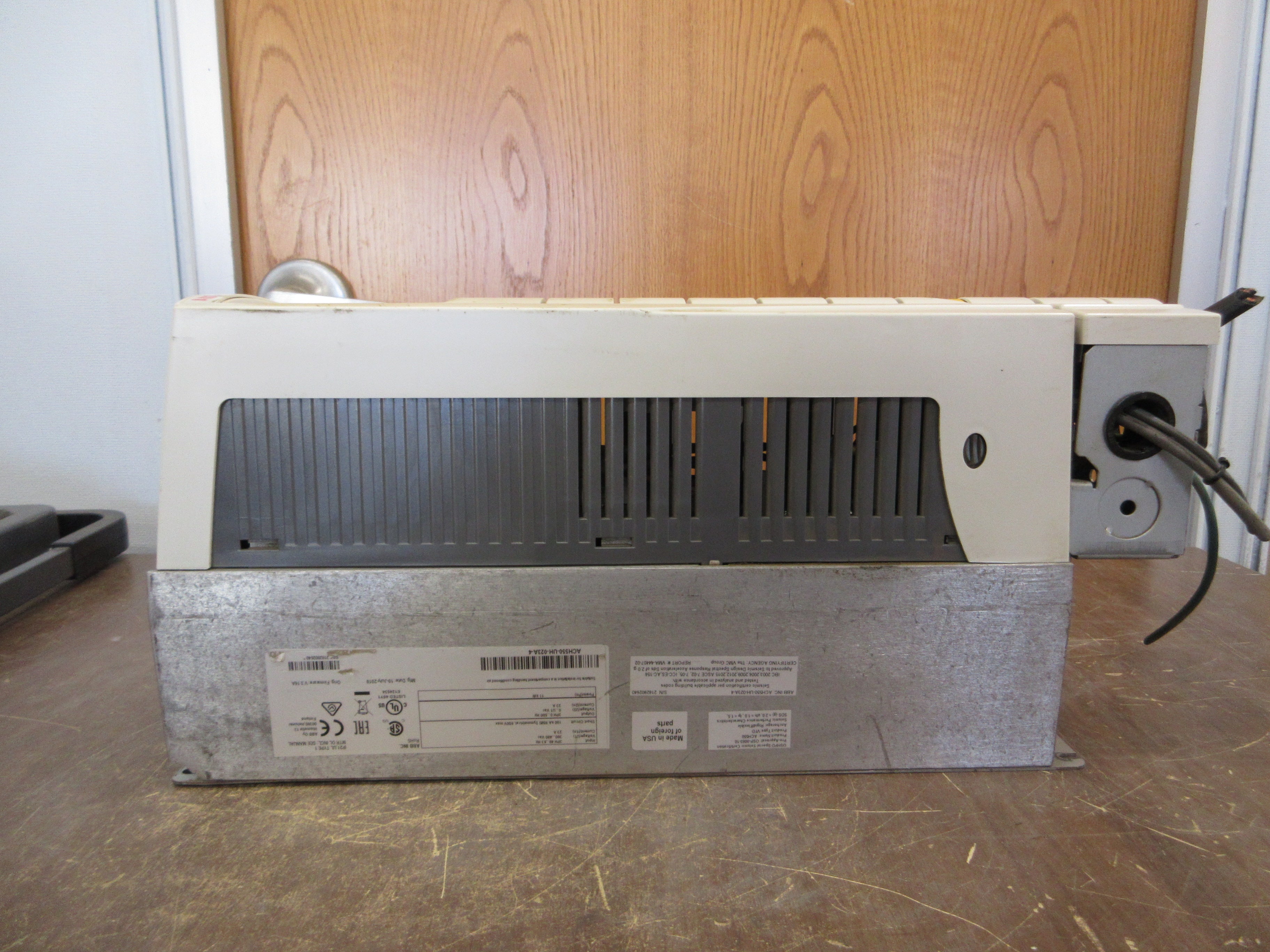 ABB ACH550 AC Drive ACH550-UH-023A-4 15HP 3Ph *No Keypad* Used