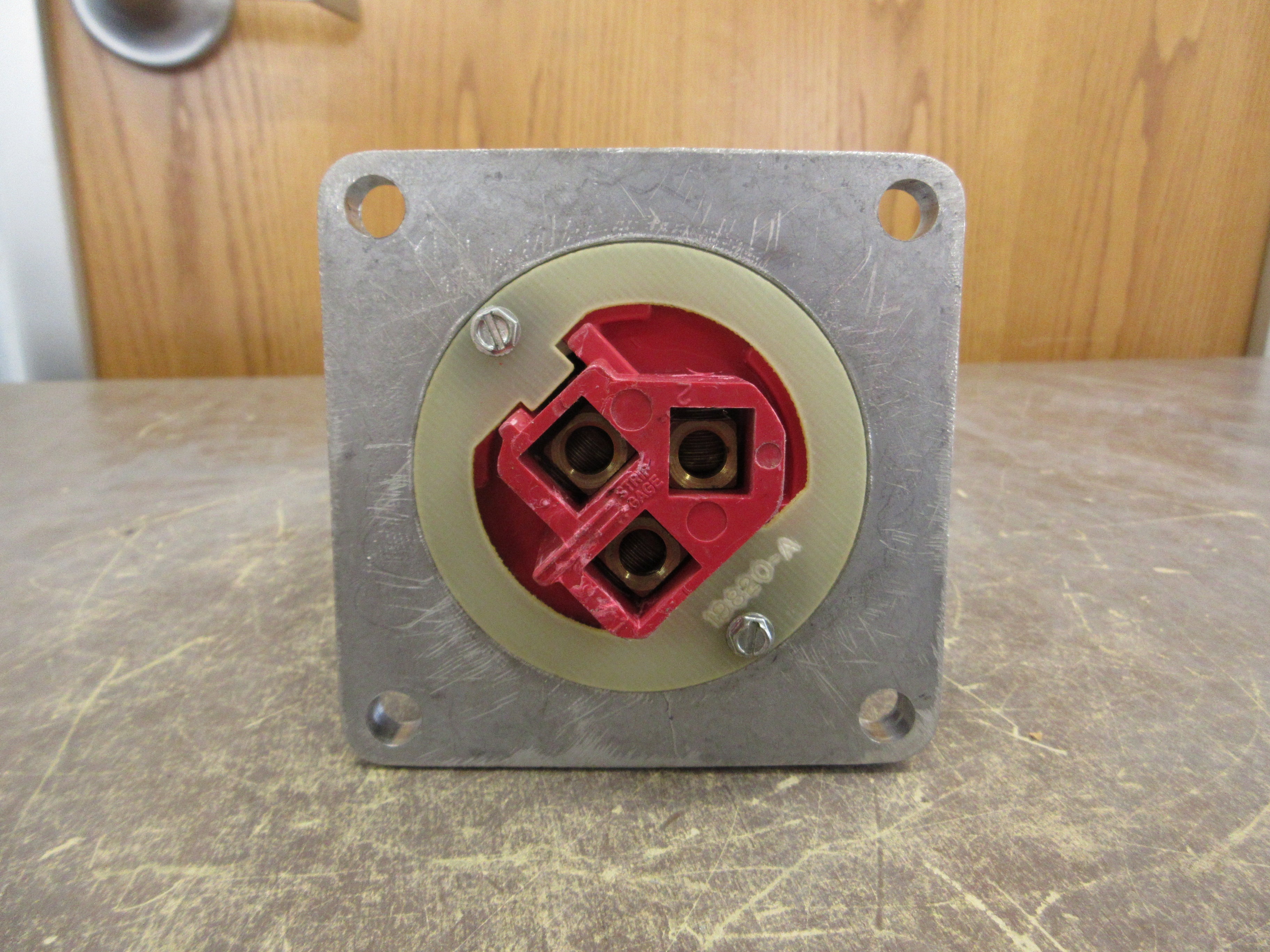 Cooper Crouse-Hinds Arktite Receptacle AR631 60A 600V 3W 3P Type 3R New Surplus