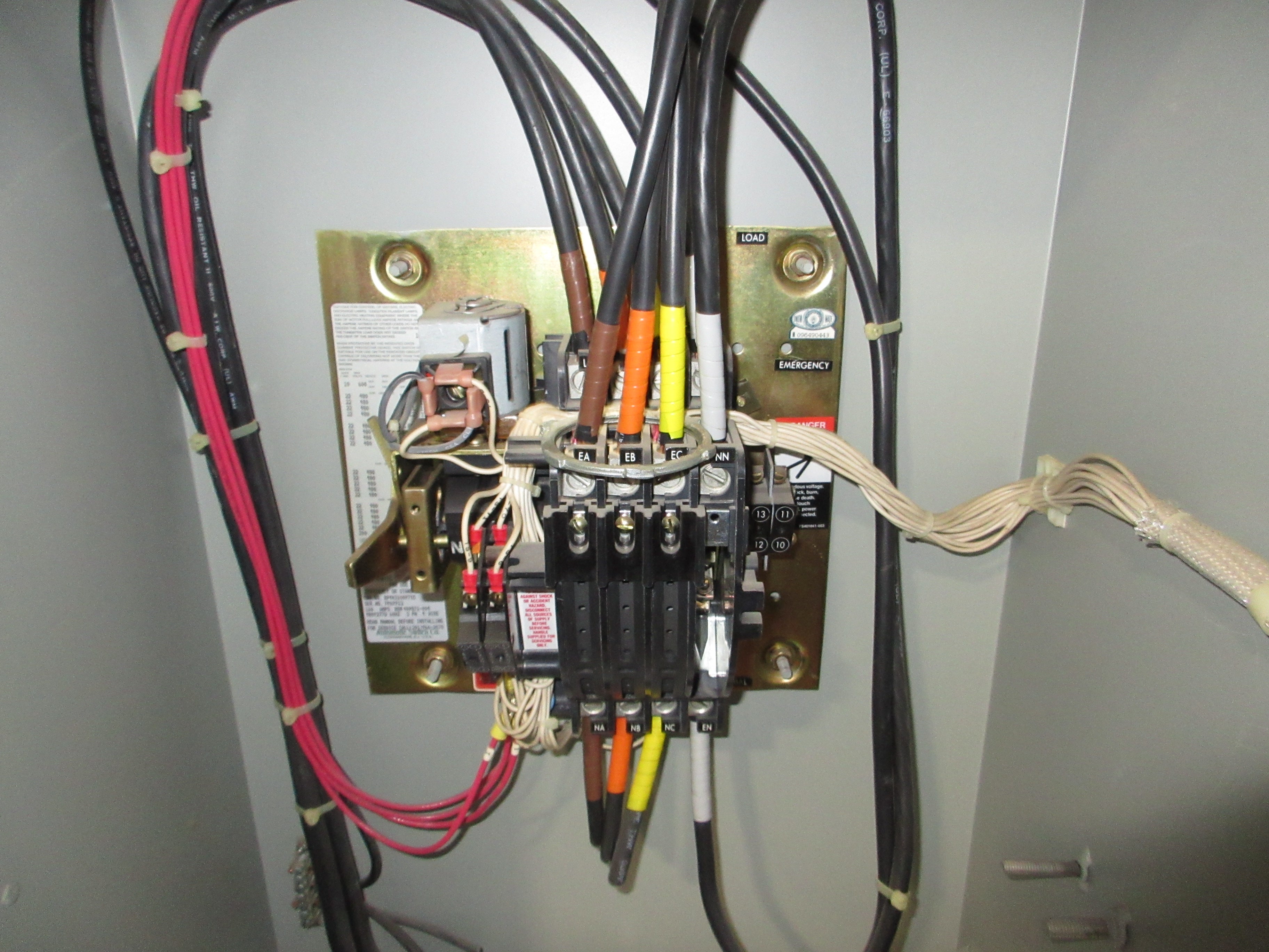 Asco Series 940 Automatic Transfer Switch B940310097XC 100A 480Y/277V 60Hz 4W