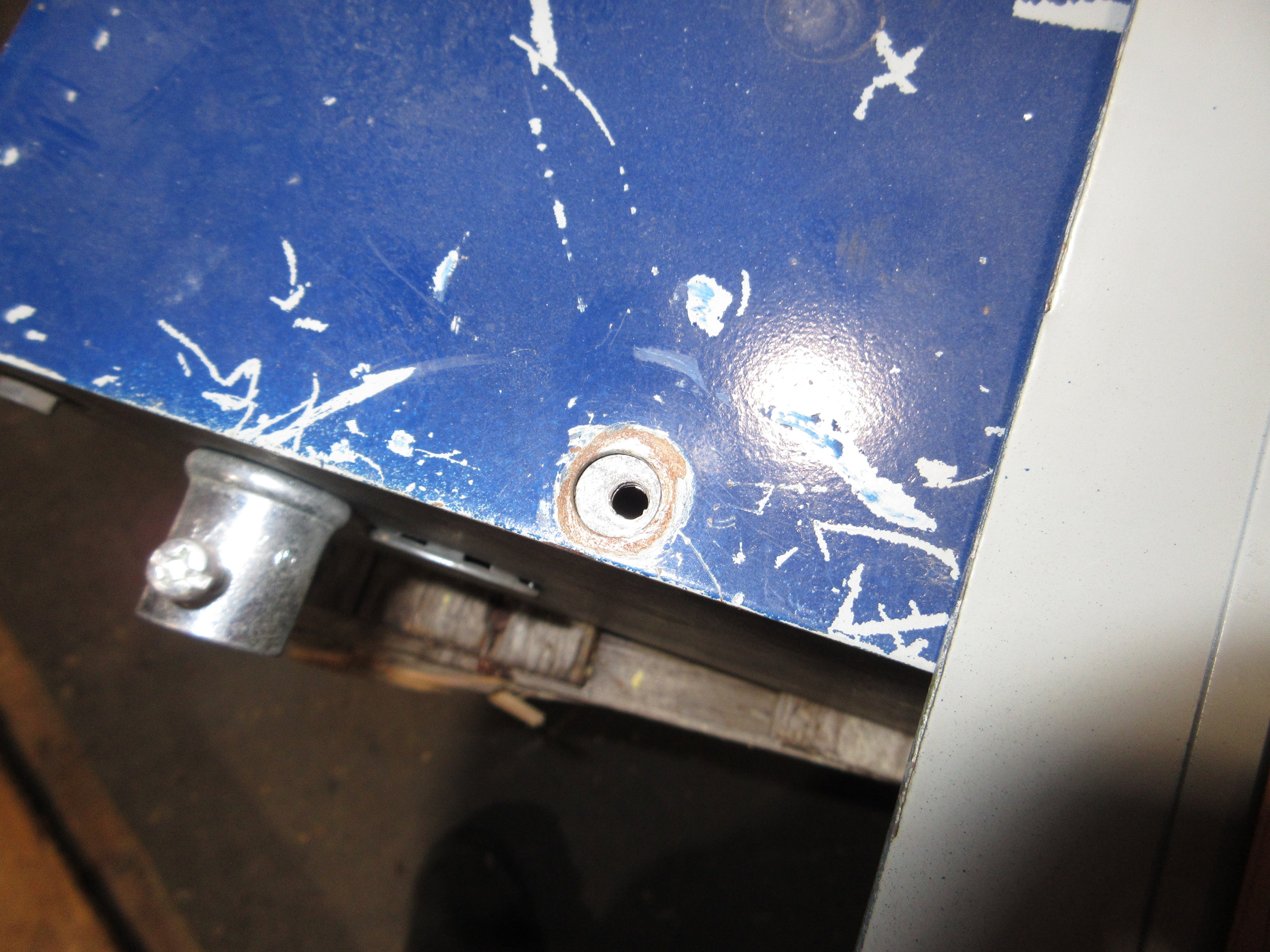 ITE Main Lug Breaker Panel LP824 4L 100A Max 120/208V 3Ph 4W 24-Slot Used