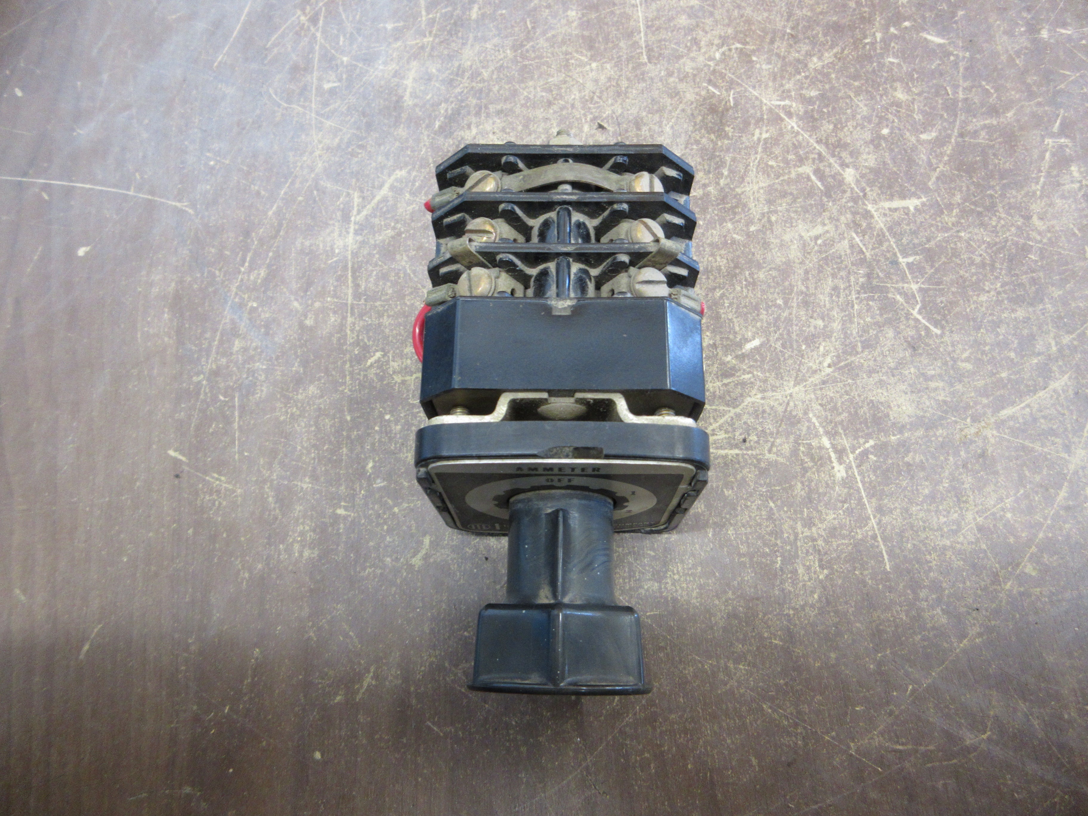 ITE C77 Rotary Ammeter Switch 3000-3AJ2-3003 Used