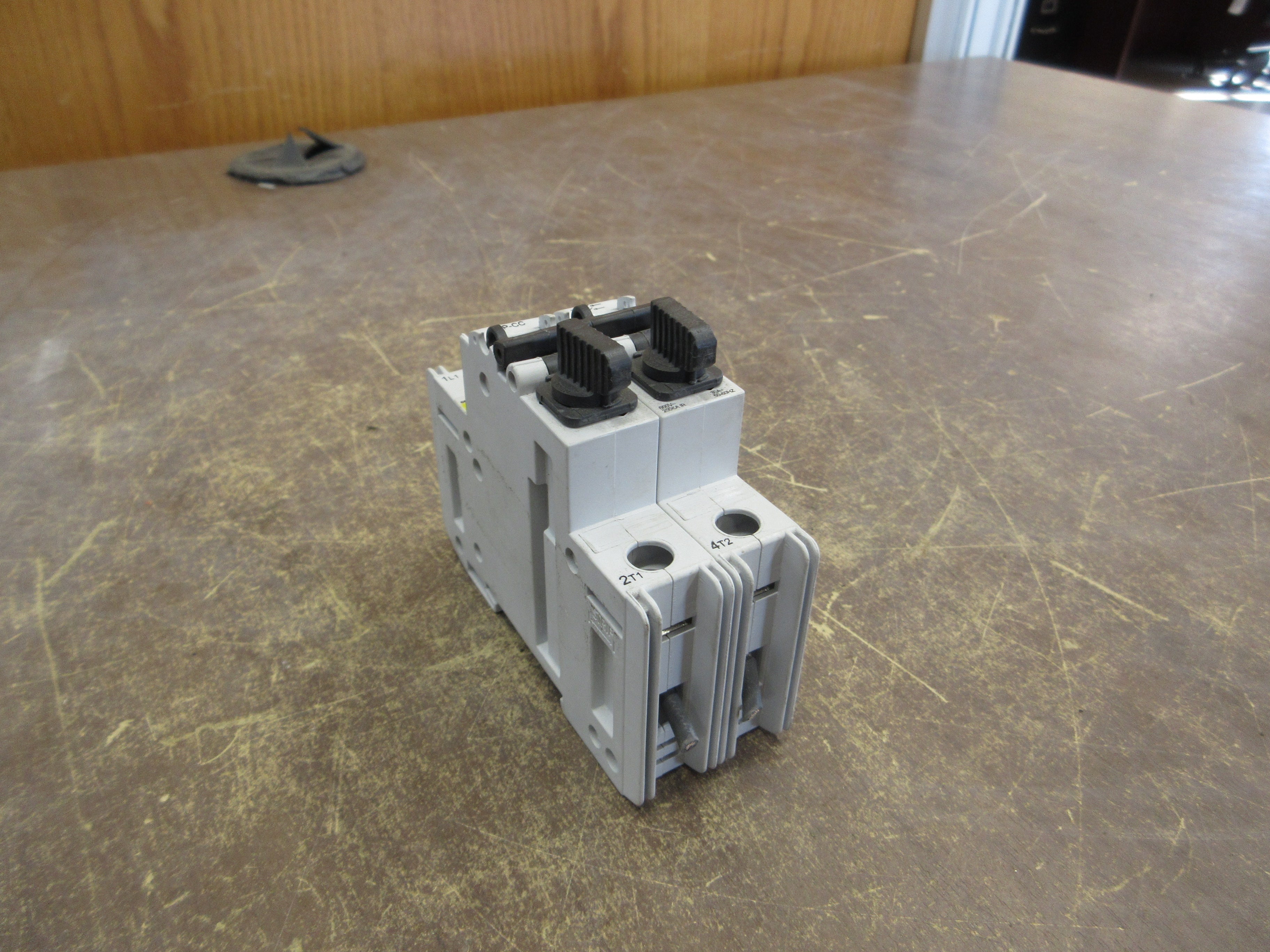 Cooper Bussmann Fusible Circuit Breaker CCP-2-30CC 30A 600V 2P Used