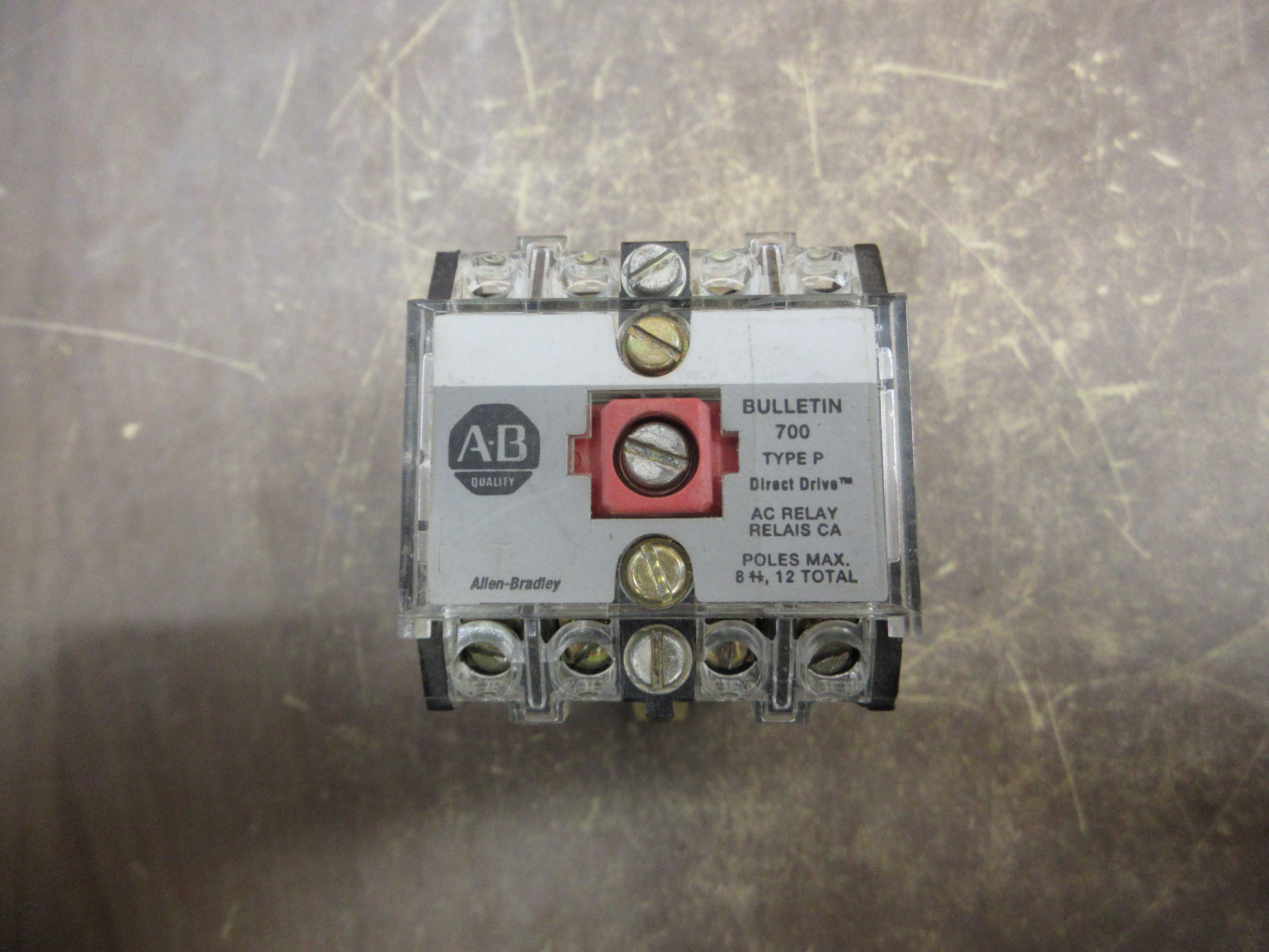 Allen-Bradley Type P Direct Drive AC Relay 700-PB40 / 700-P400A1 115-120V Coil