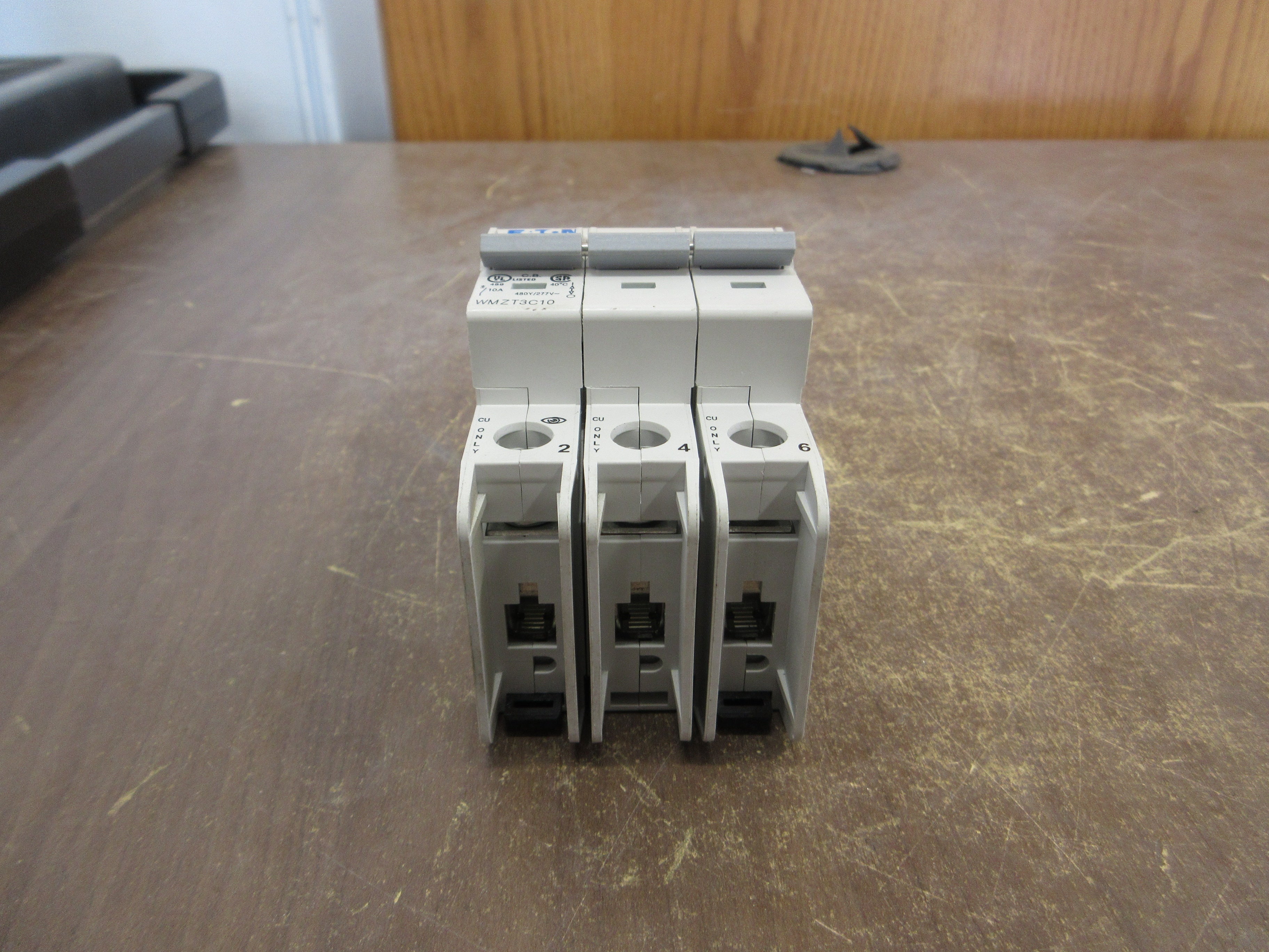 Eaton Circuit Breaker WMZT3C10 10A 480Y/277V 3P Used