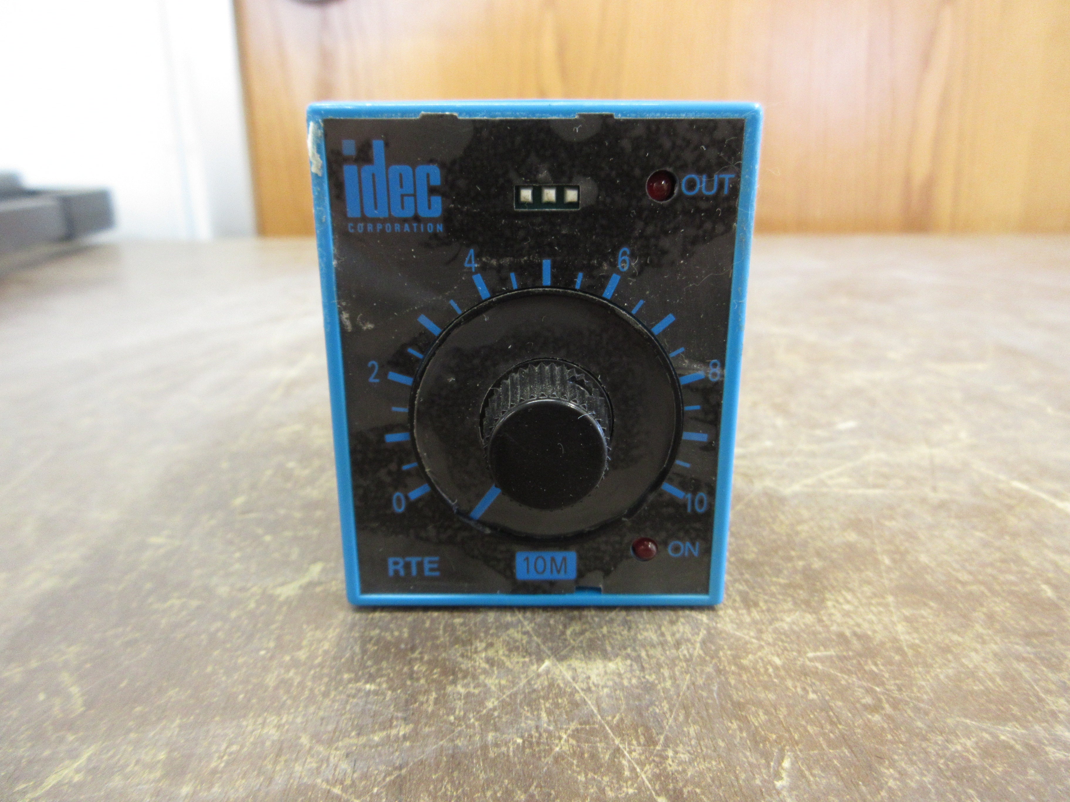 IDEC Electric Timer RTE-PF1 24VDC *No Base* Used