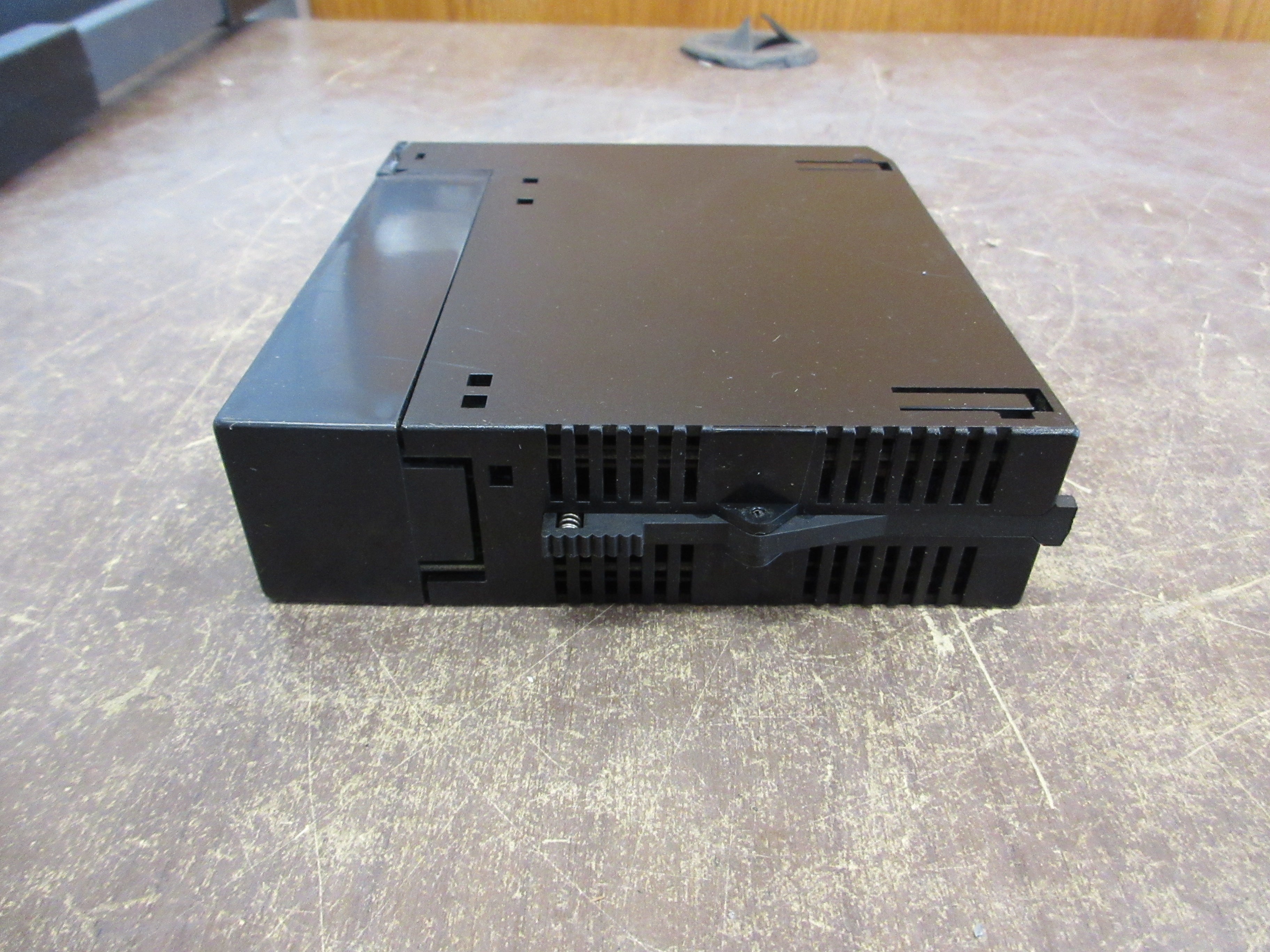 GE Fanuc Enhanced Comm. Module IC693CMM302L *Broken Clip* Used