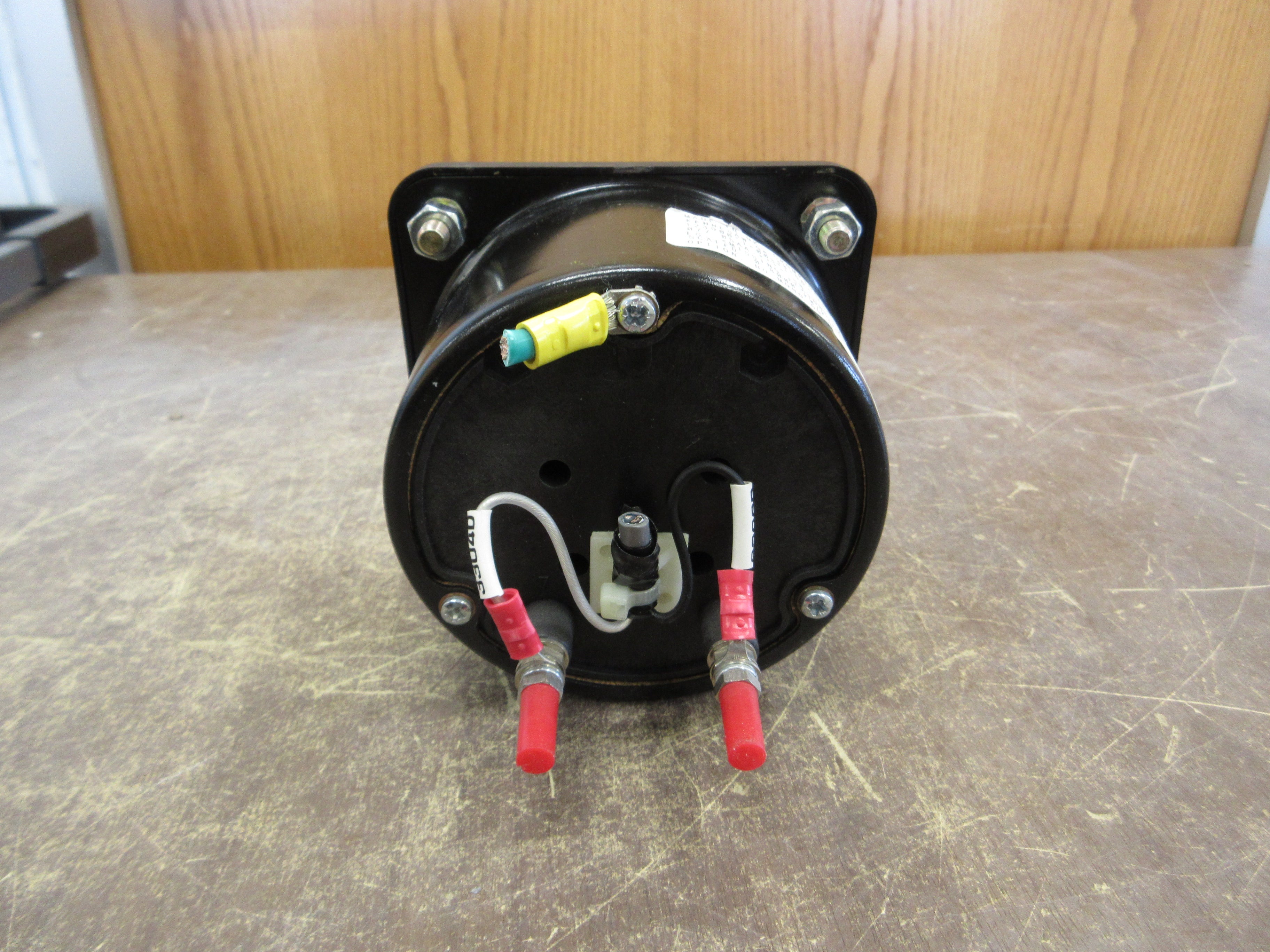 Crompton AC KW/KVAR Meter 077-05AA-****-SN Range: 0-8000 KW/KVAR Used