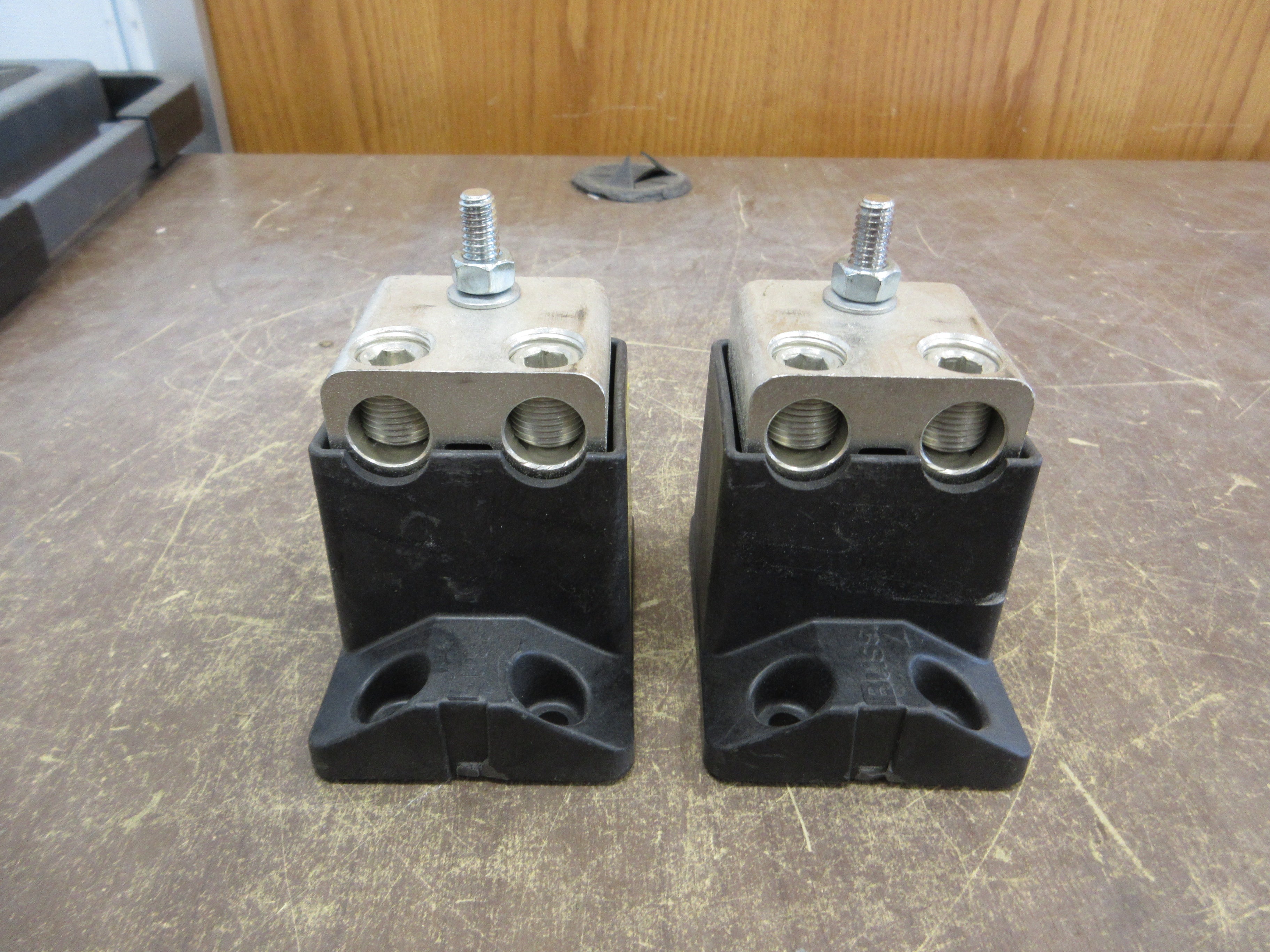 Buss Modular Fuseblock BH-1132 400A 700V *One Pair* Used