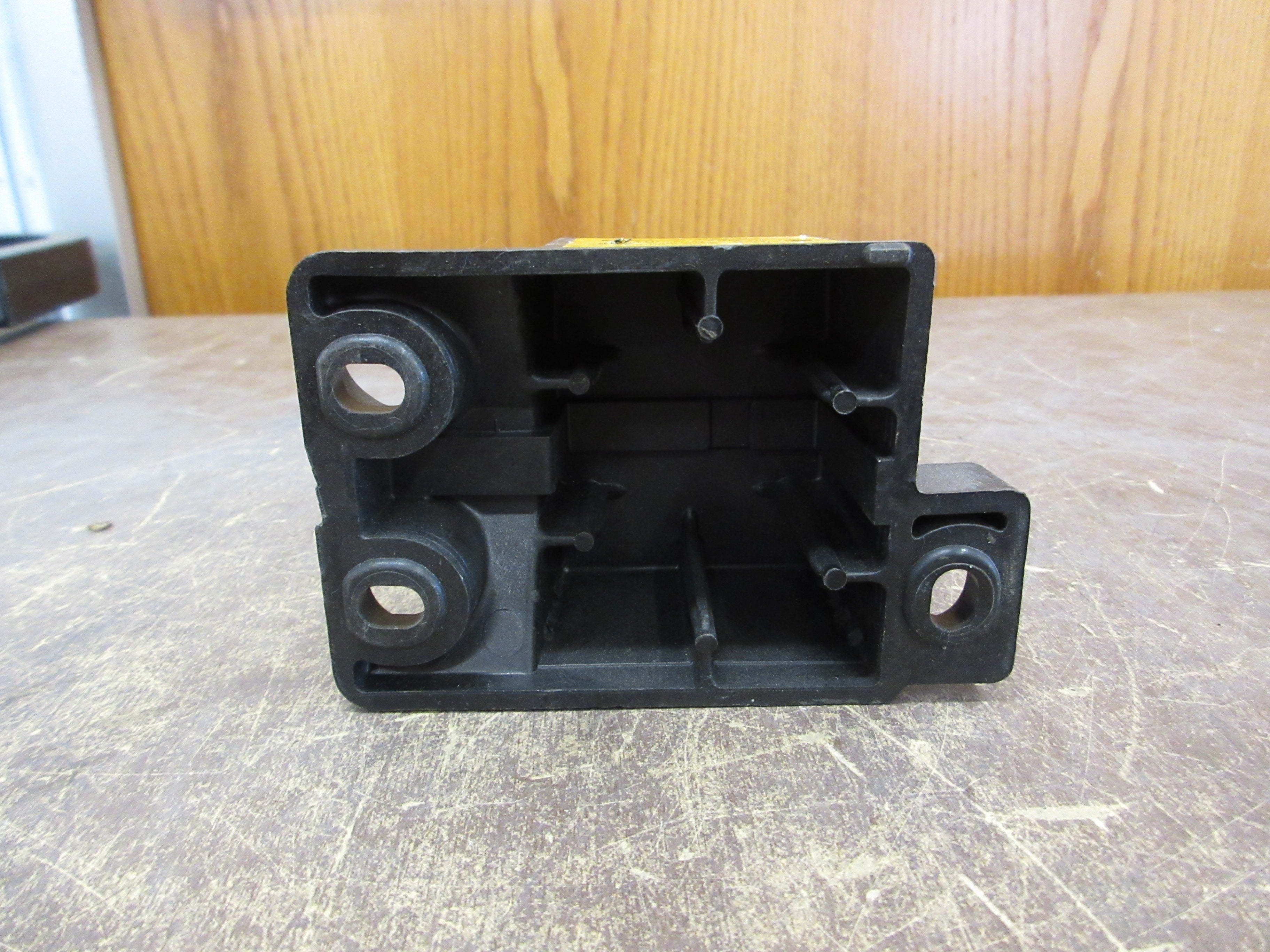 Buss Modular Fuseblock BH-1132 400A 700V *One Pair* Used