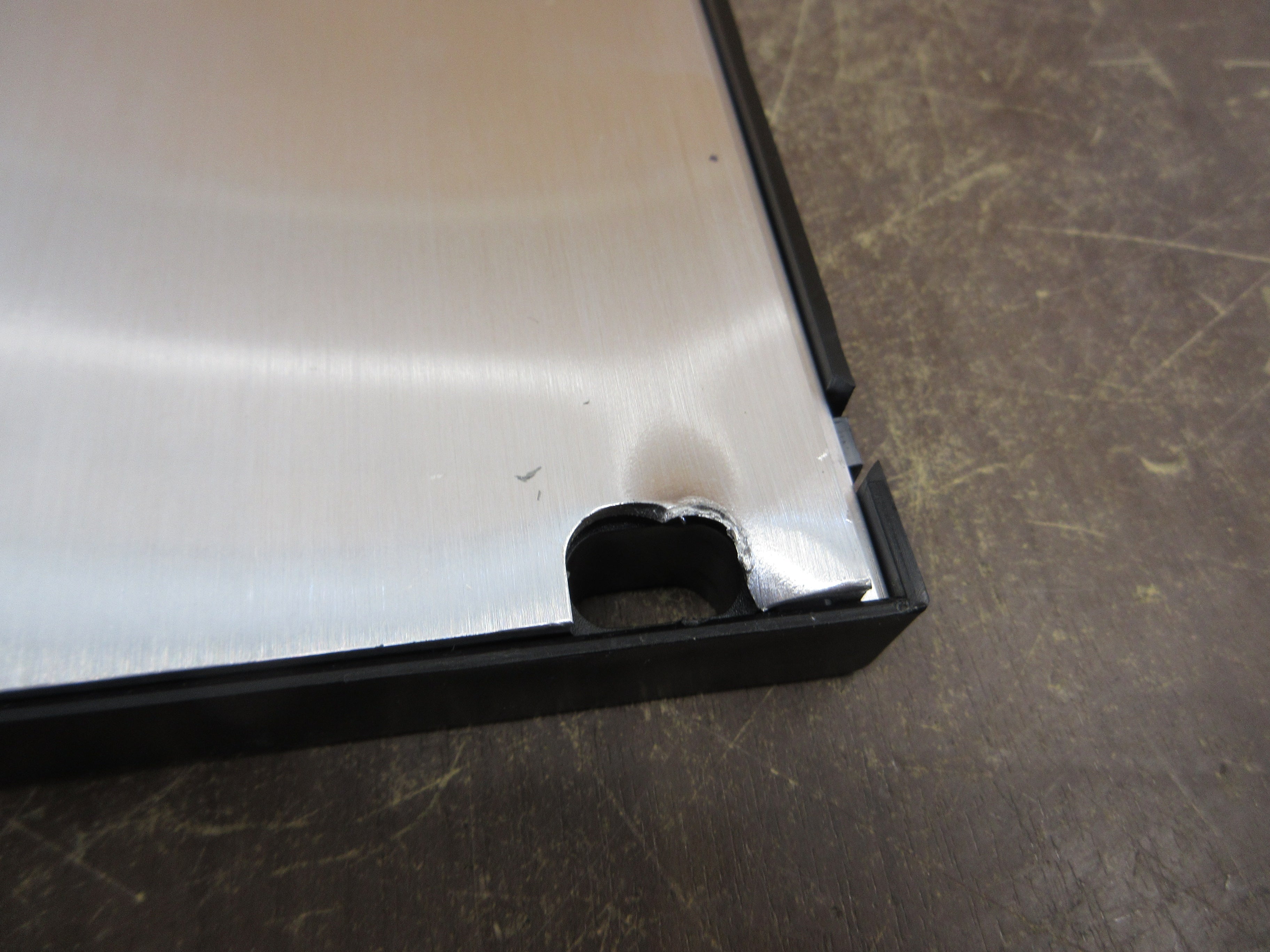 GE Fanuc 5-Slot Base w/ CPU IC693CPU311-AE *Broken Mount* Used