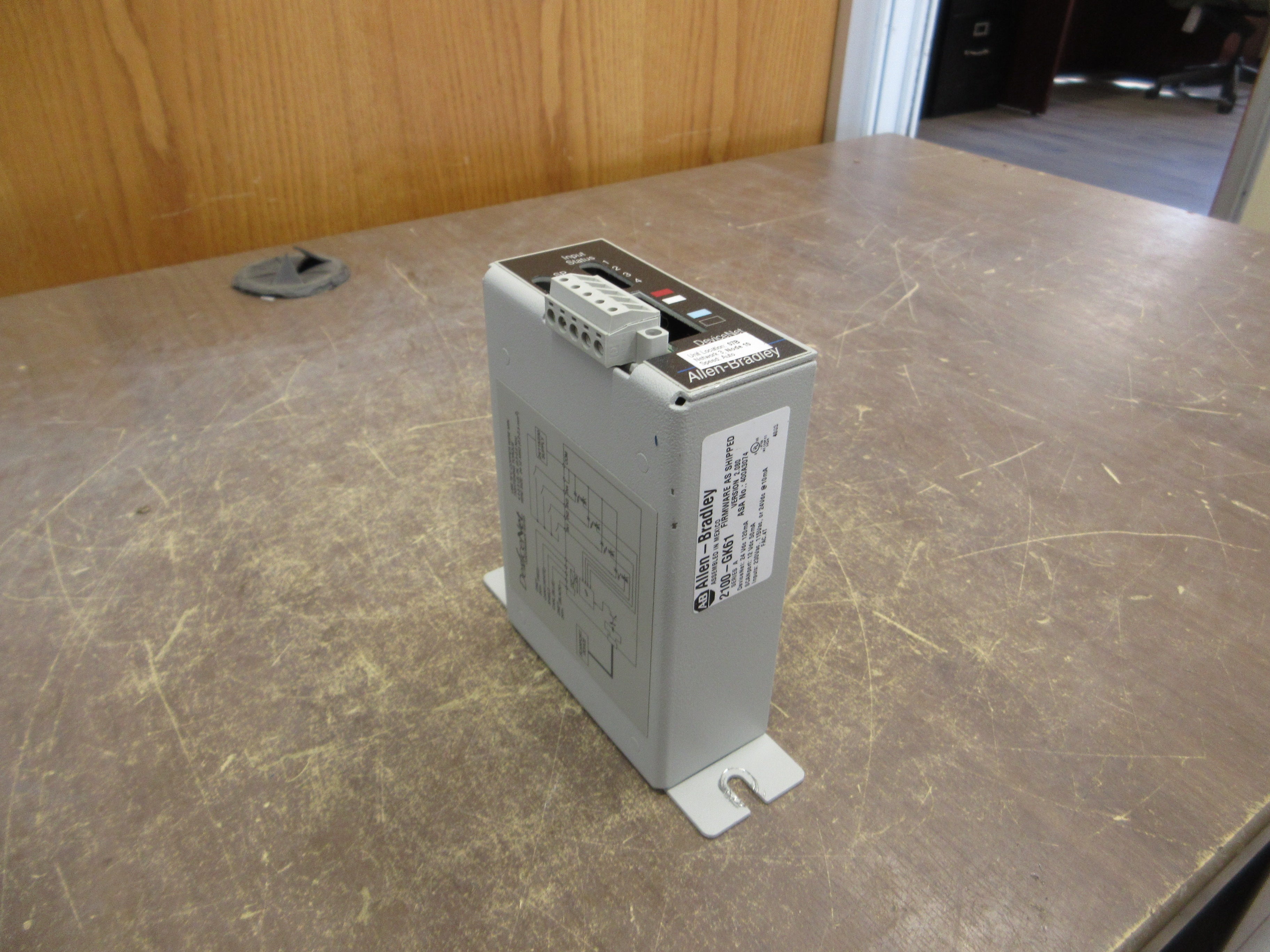 Allen-Bradley DeviceNet Comm Module 2100-GK61 FRN: 2.080 Series A Used