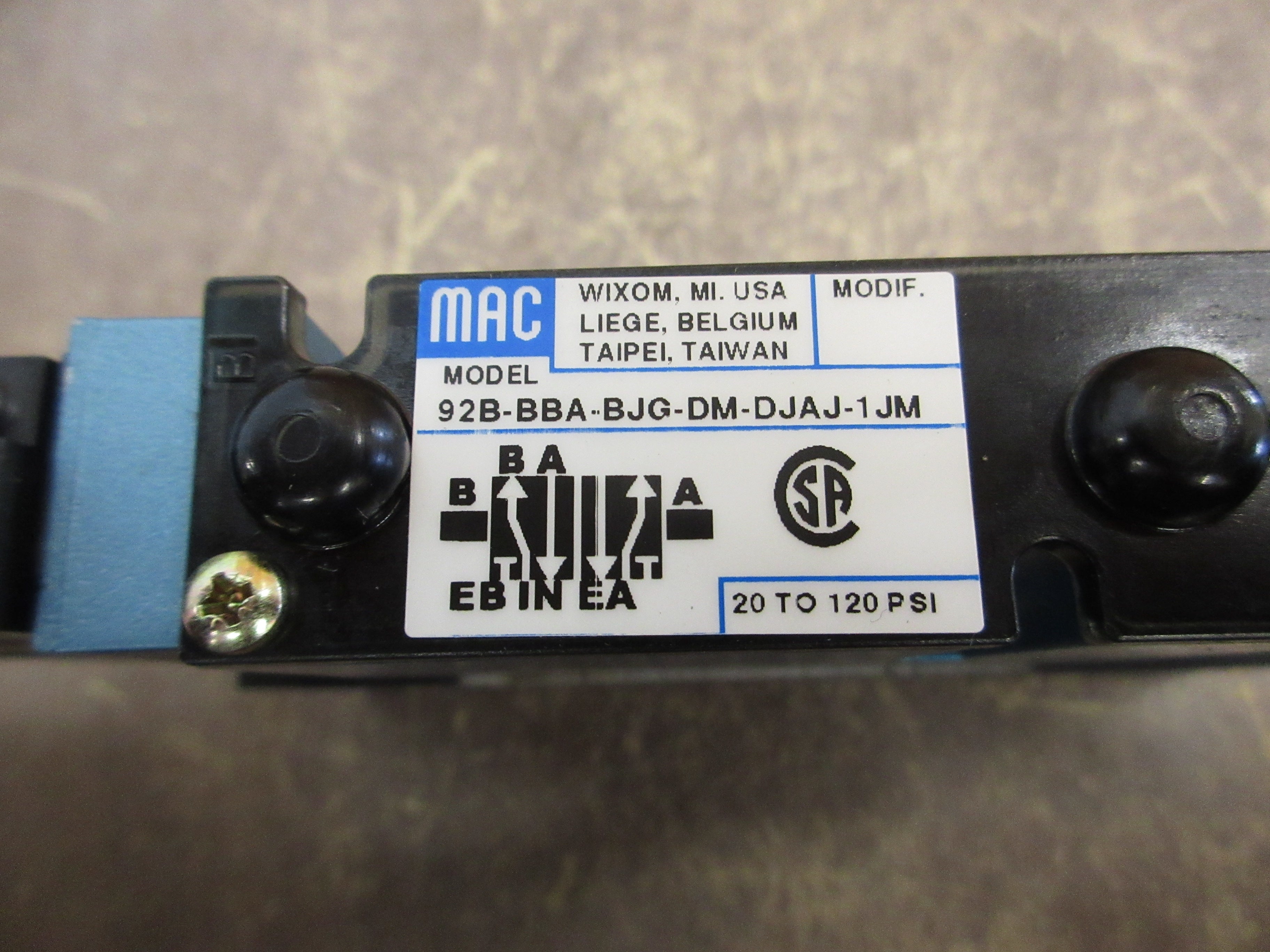 MAC Solenoid Valve 92B-BBA-BJG-DM-DJAJ-1JM New Surplus