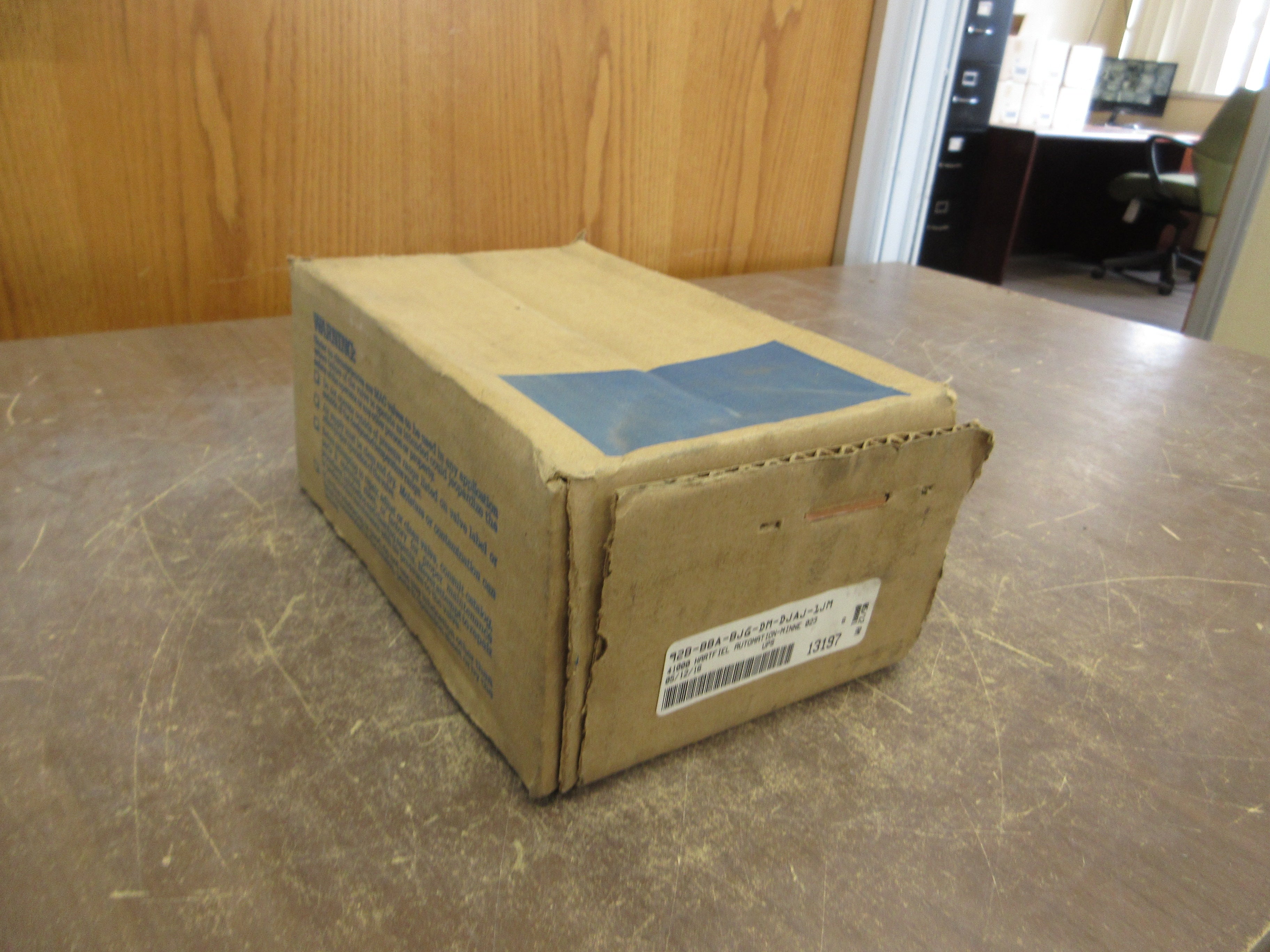 MAC Solenoid Valve 92B-BBA-BJG-DM-DJAJ-1JM New Surplus