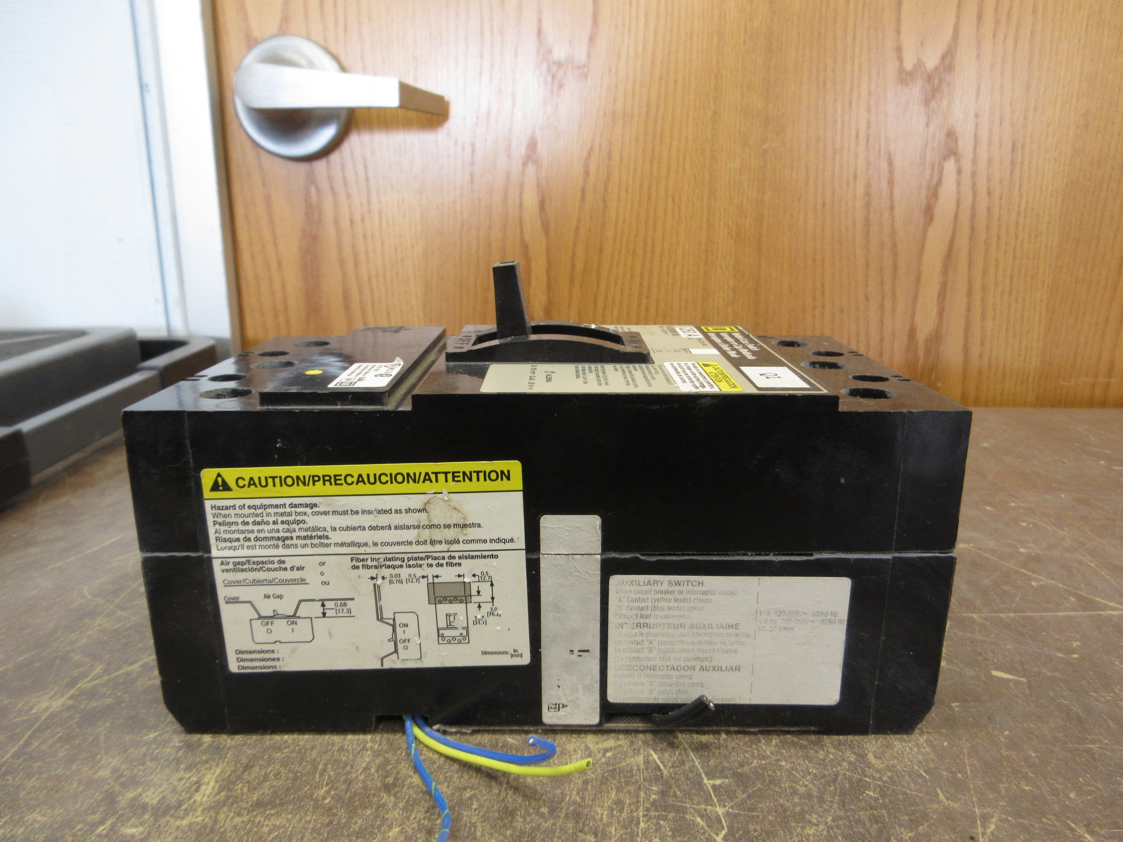 Square D Circuit Breaker KHL36000M1386 250A 600V 3P Used