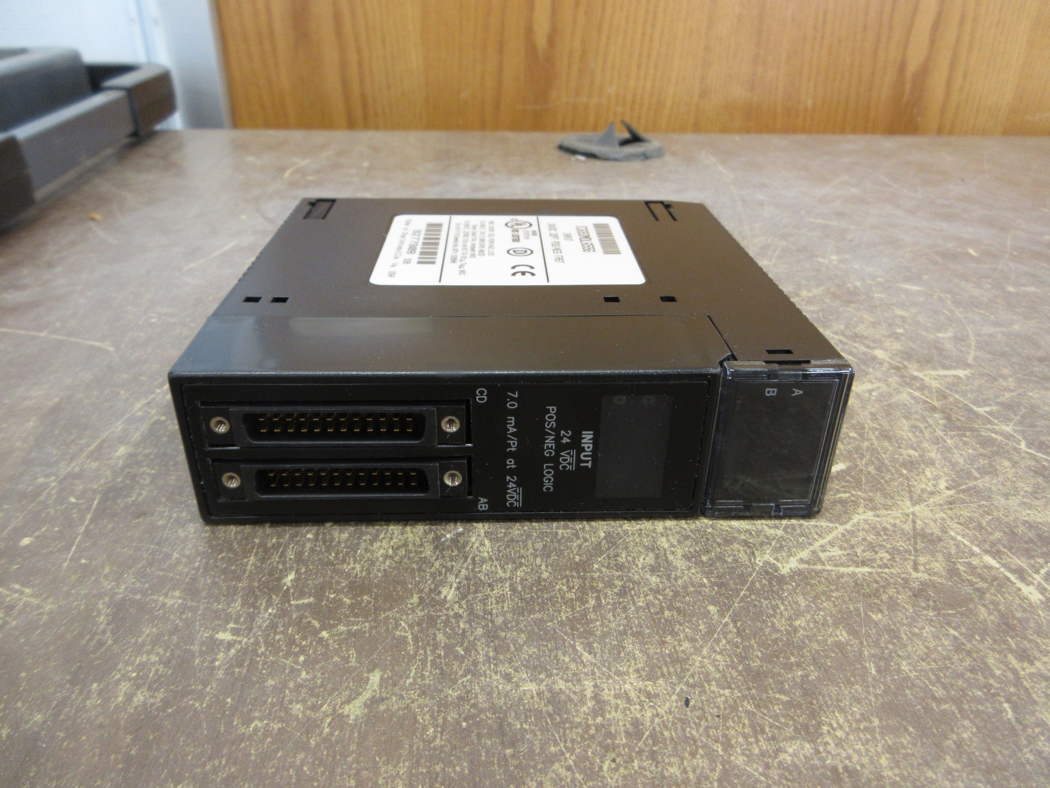 GE Fanuc Input Module IC693MDL655G 24VDC 32PT Used