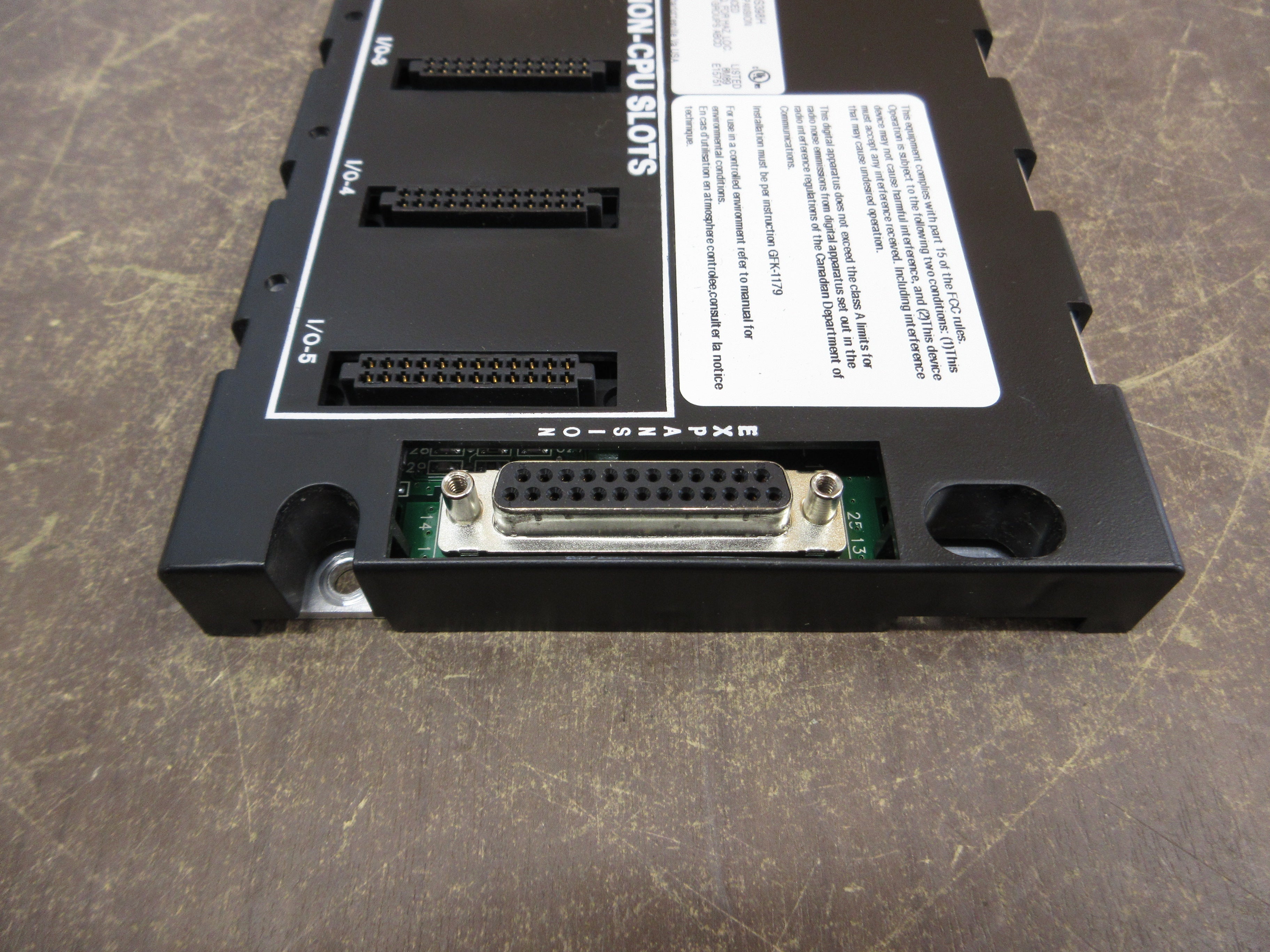 GE Fanuc 5-Slot Expansion IC693CHS398H EMI Enhanced Used