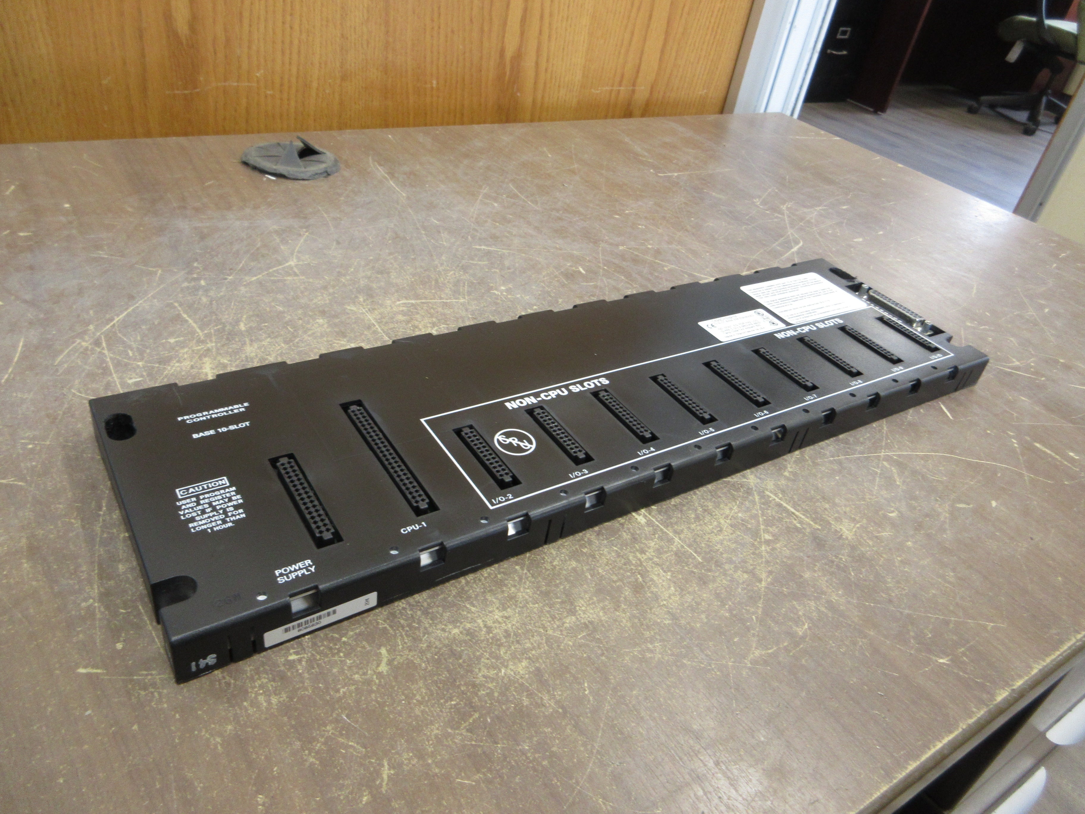 GE Fanuc 10-Slot Base IC693CHS391M EMI Enhanced Used