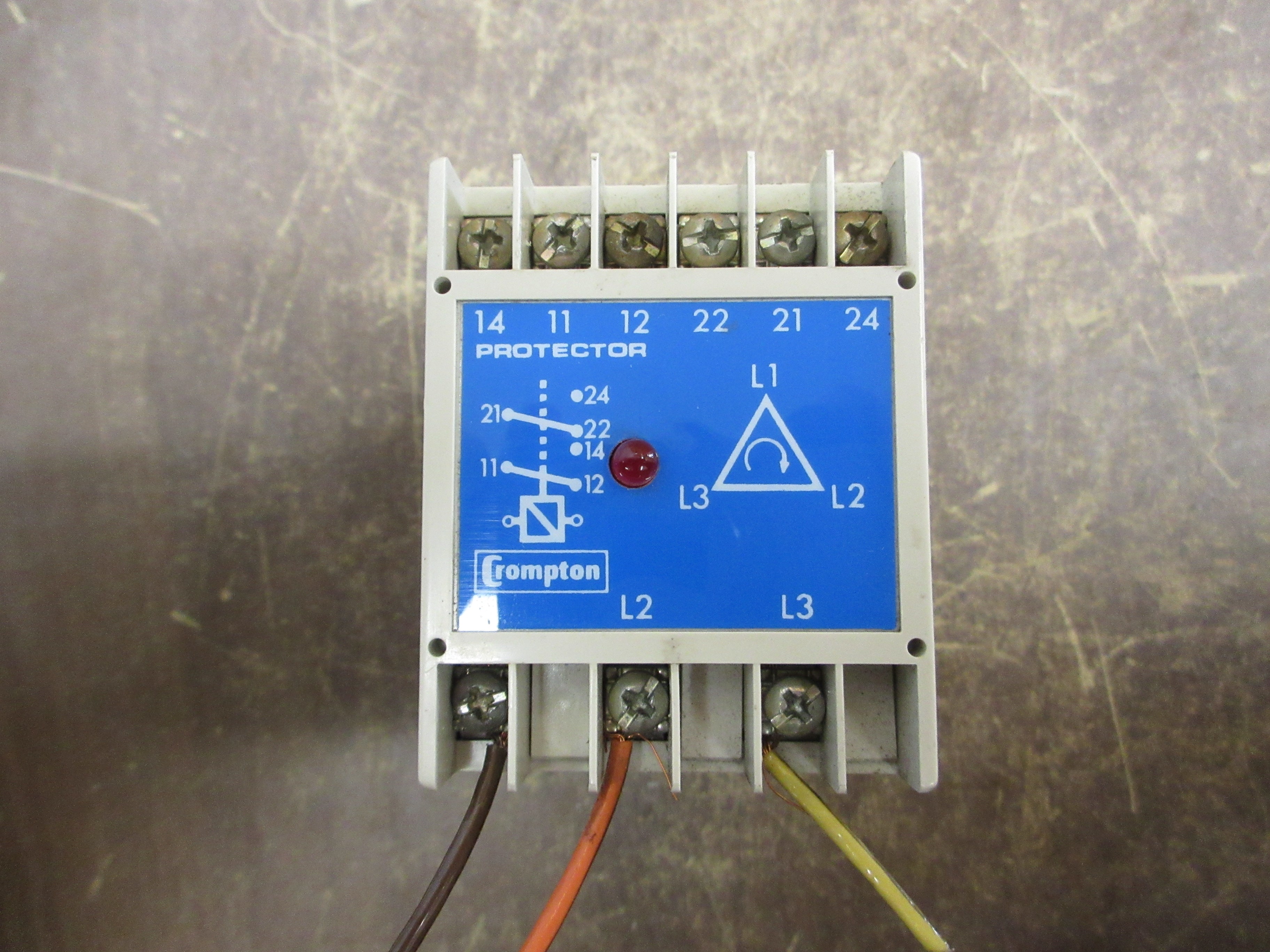 Crompton Protector Relay 252-PVRU Used