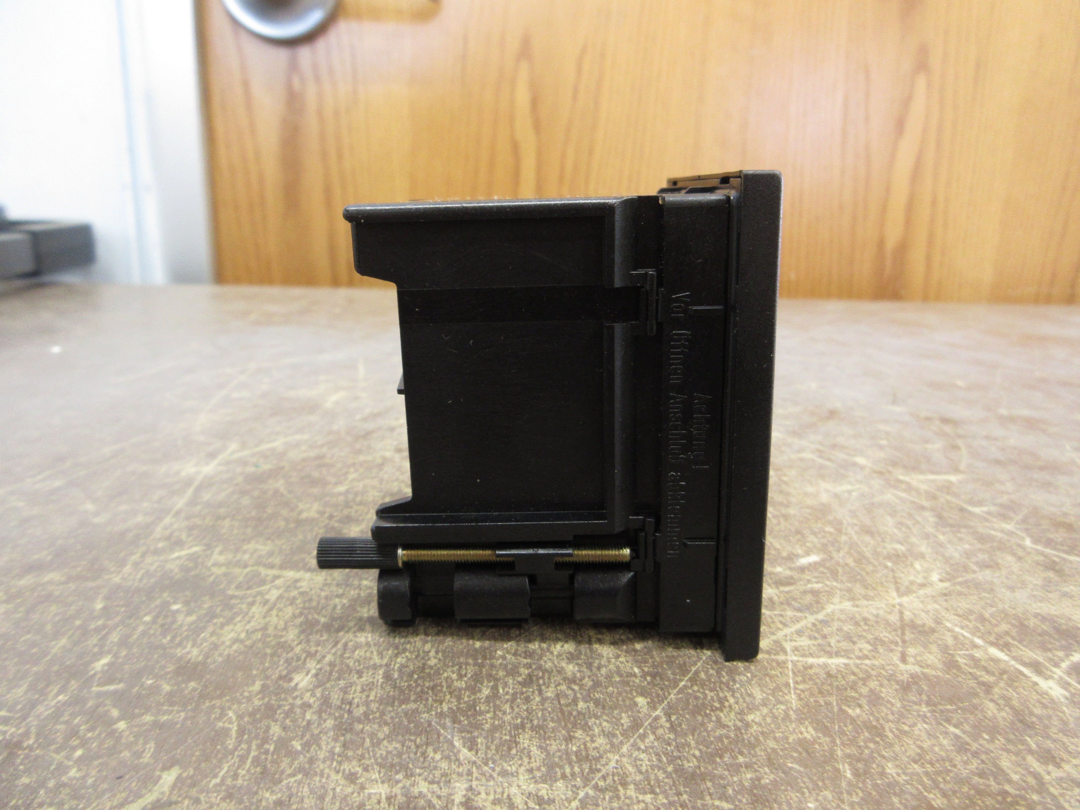 ABB/Metrawatt Ammeter GTS0106 Range: 0-15uA New Surplus